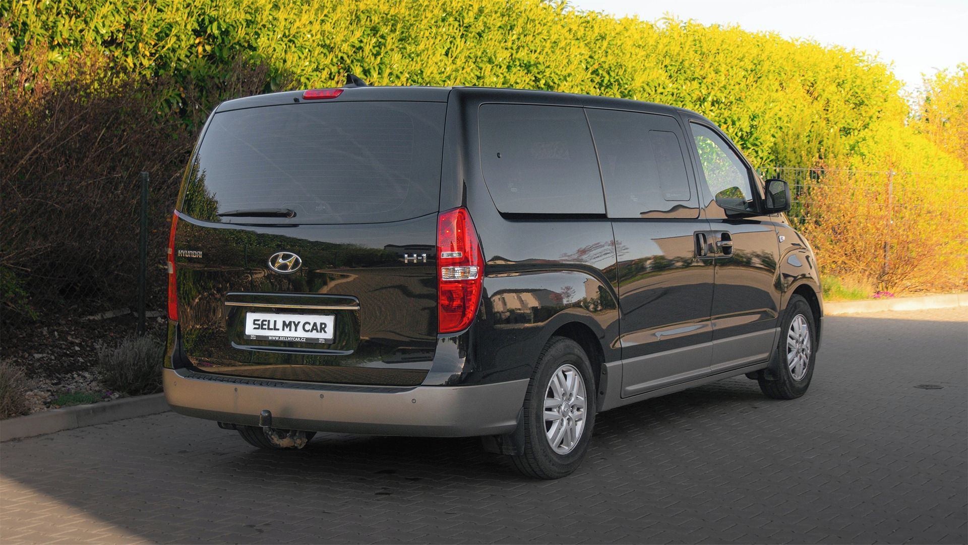 Hyundai H 1, 2,5/125kW 1.Maj Tažné 8.míst - fotka 5