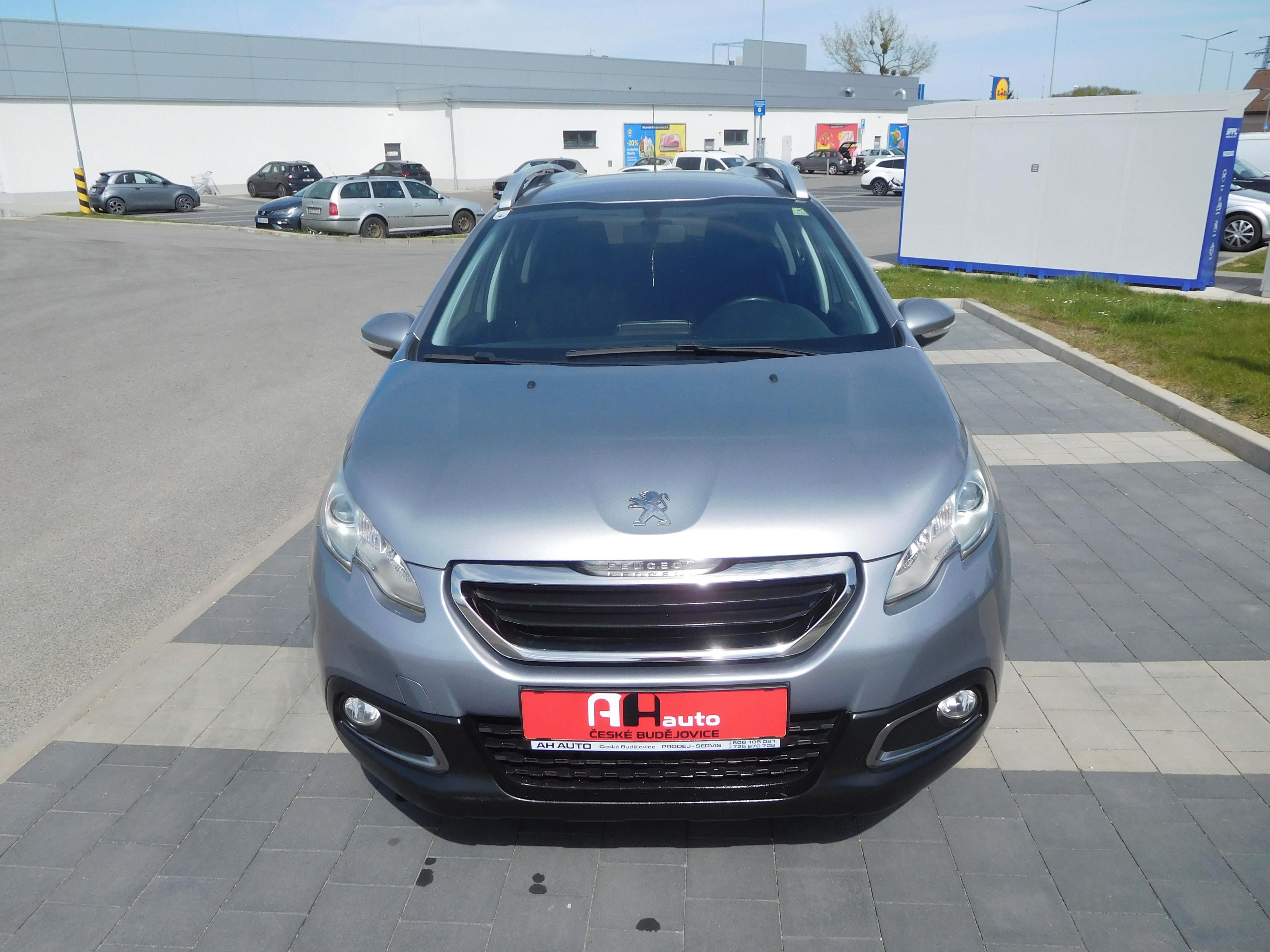 Peugeot 2008, Allure 1.6 HDi 68 kW, Klima - fotka 6