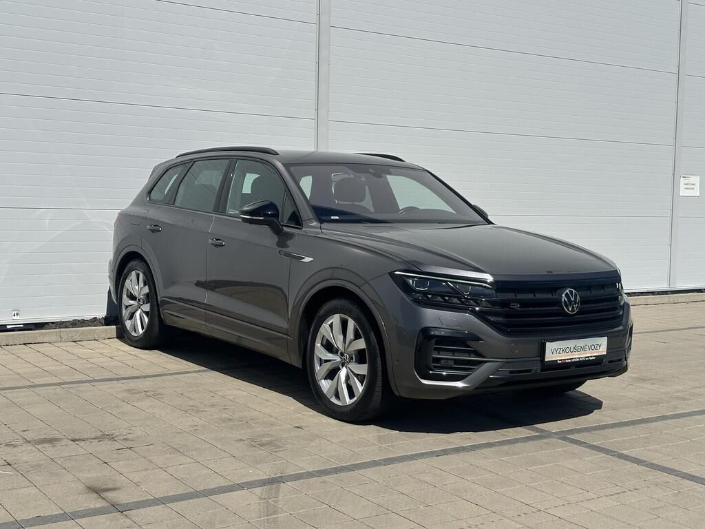 Volkswagen Touareg, R-line 3.0 TDI 210 kW - fotka 3