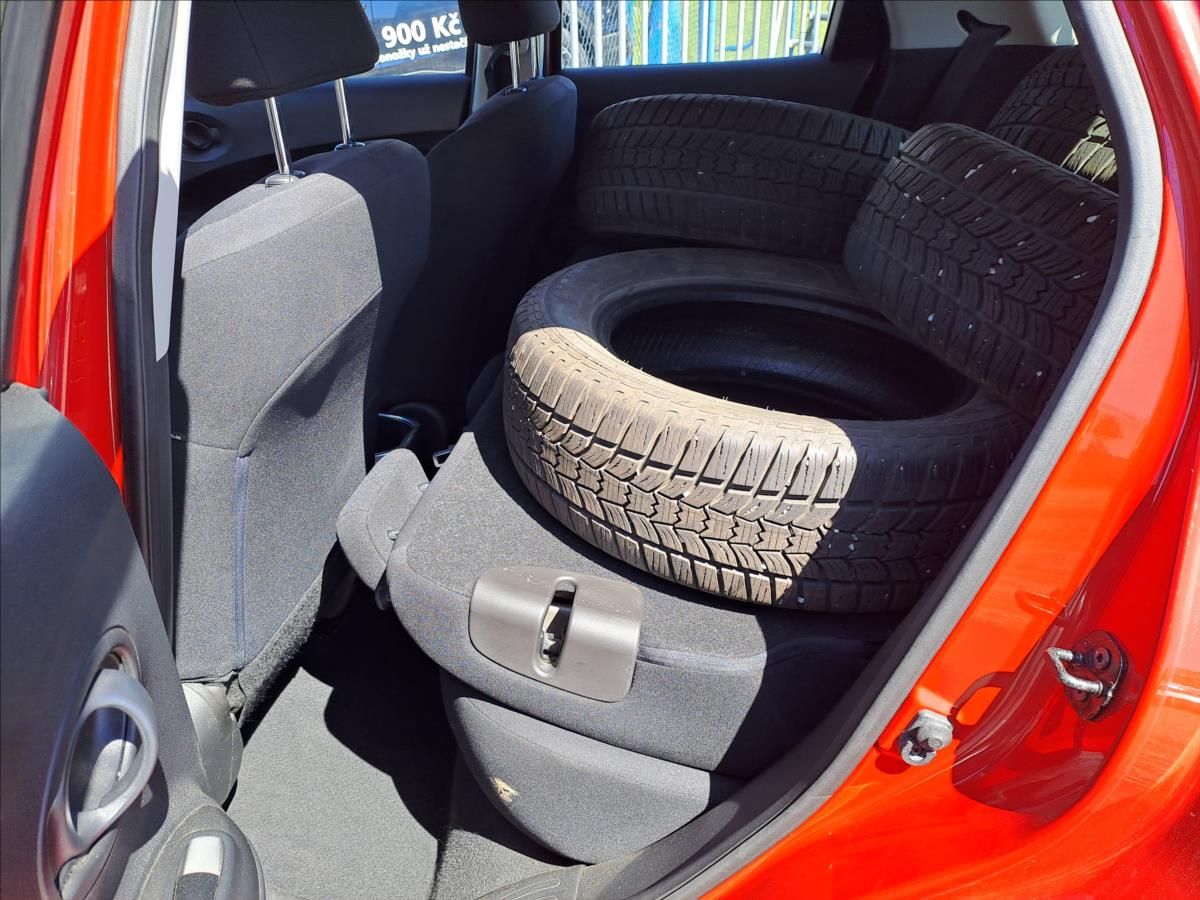 Nissan Juke, 1,6 i KOUPENO CZ - fotka 6