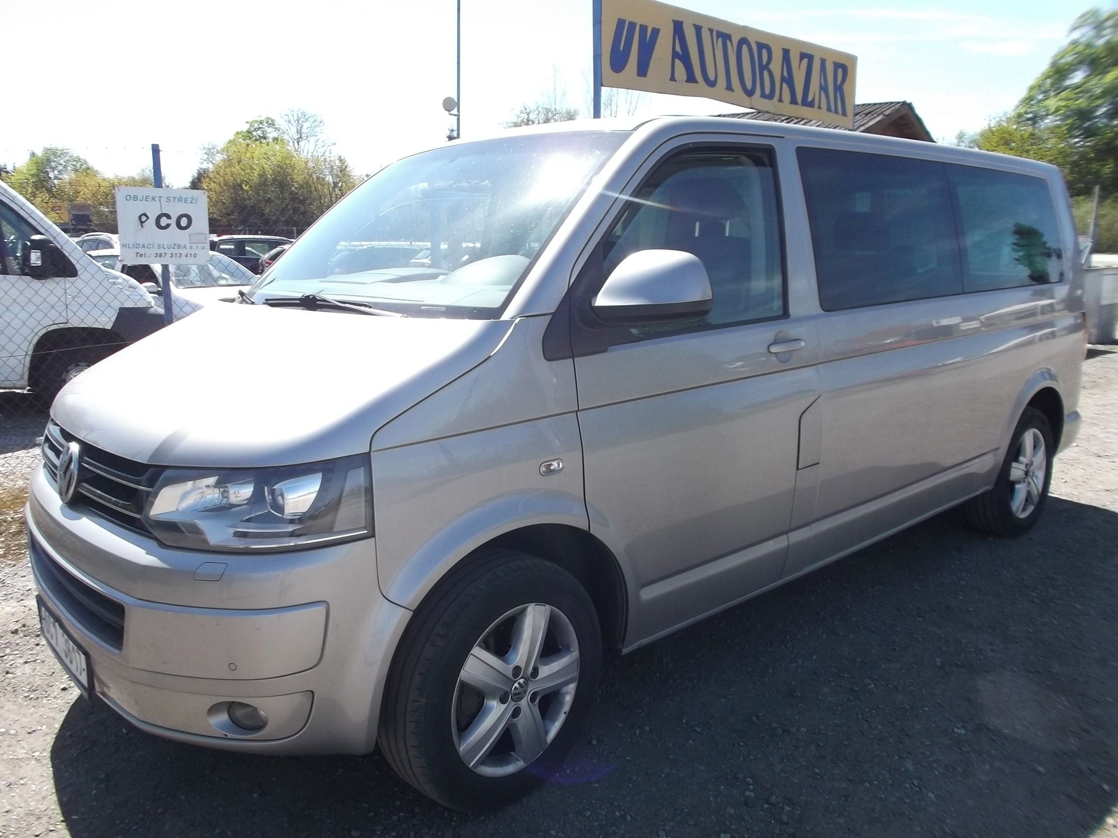Volkswagen Multivan, 2.0 TDI Multivan DSG 4x4 - fotka 3