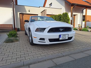 Ford Mustang 2014, 3.7 V6