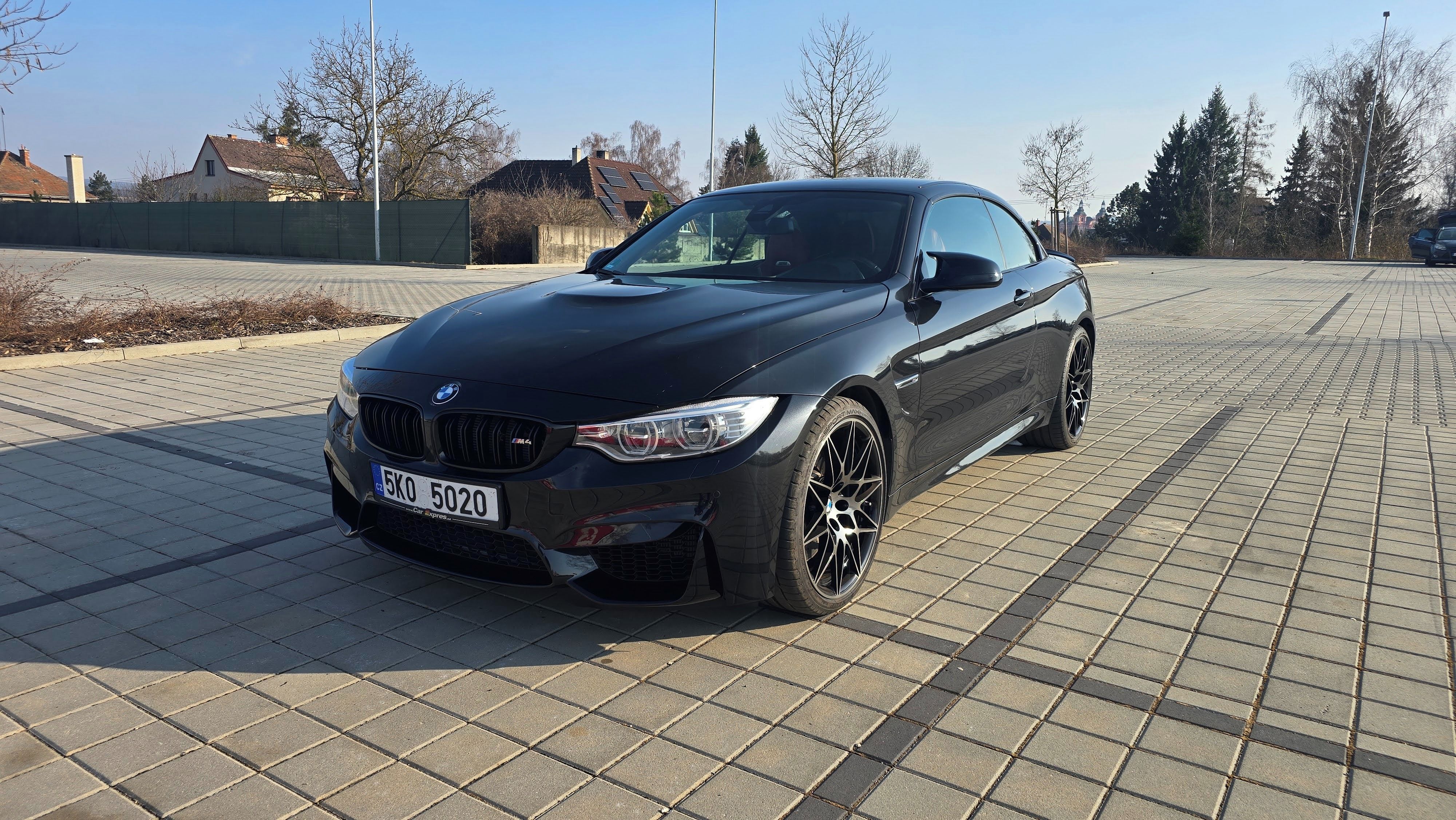 BMW M4 - fotka 2