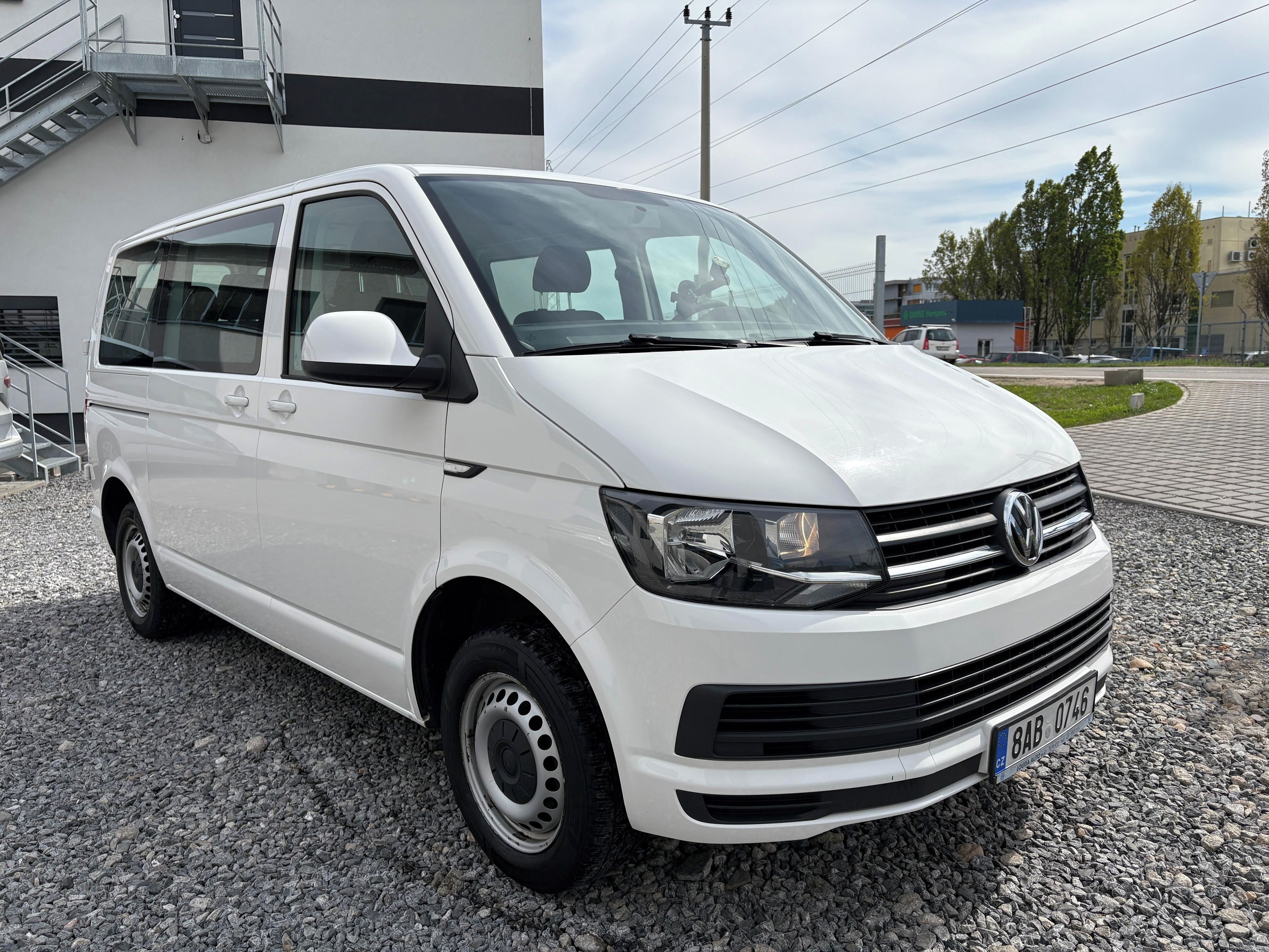Volkswagen Transporter, 2.0TDi 8míst