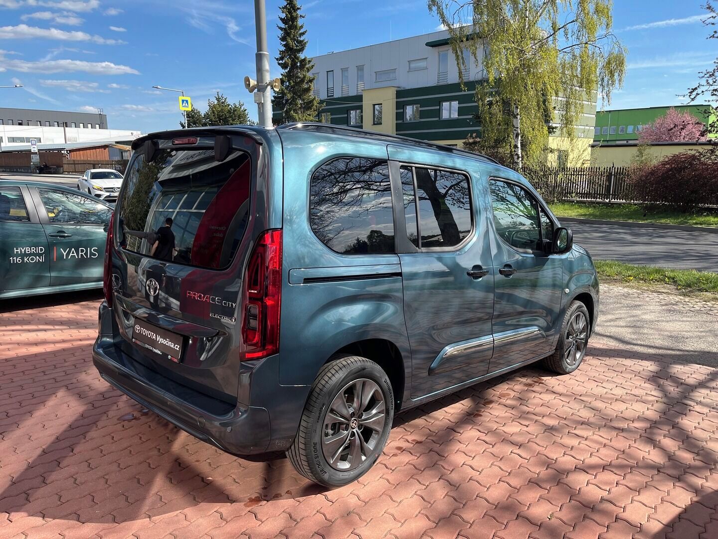Toyota Proace City Verso, ELetrické, krátká verze, 50kWh - fotka 3