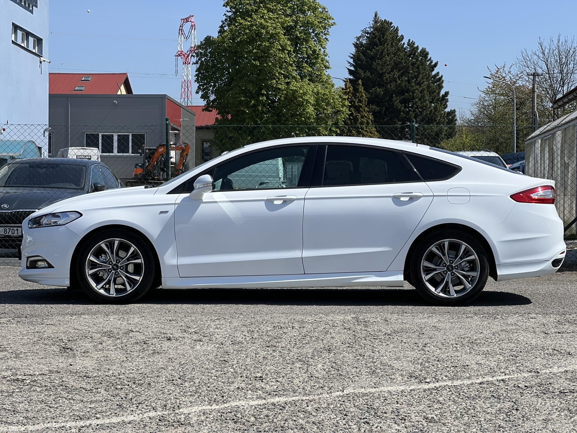 Ford Mondeo, 2.0TDCi ST-Line Business KŮŽE - fotka 4