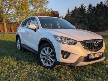 2.0 AWD*Revolution*AT*Bose*nav