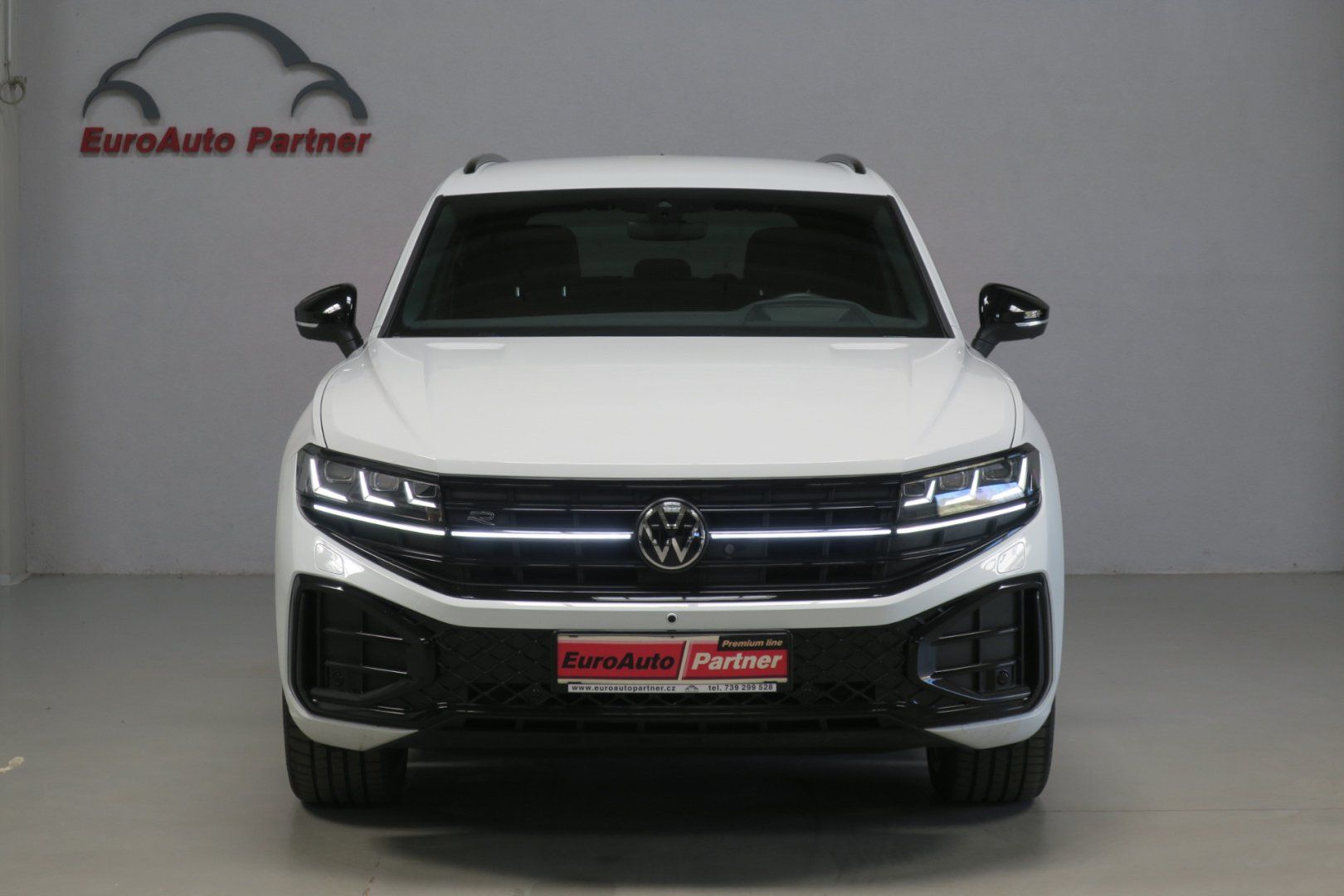 Volkswagen Touareg, R-LINE 3,0TDI 210kW Nez.Top. - fotka 6