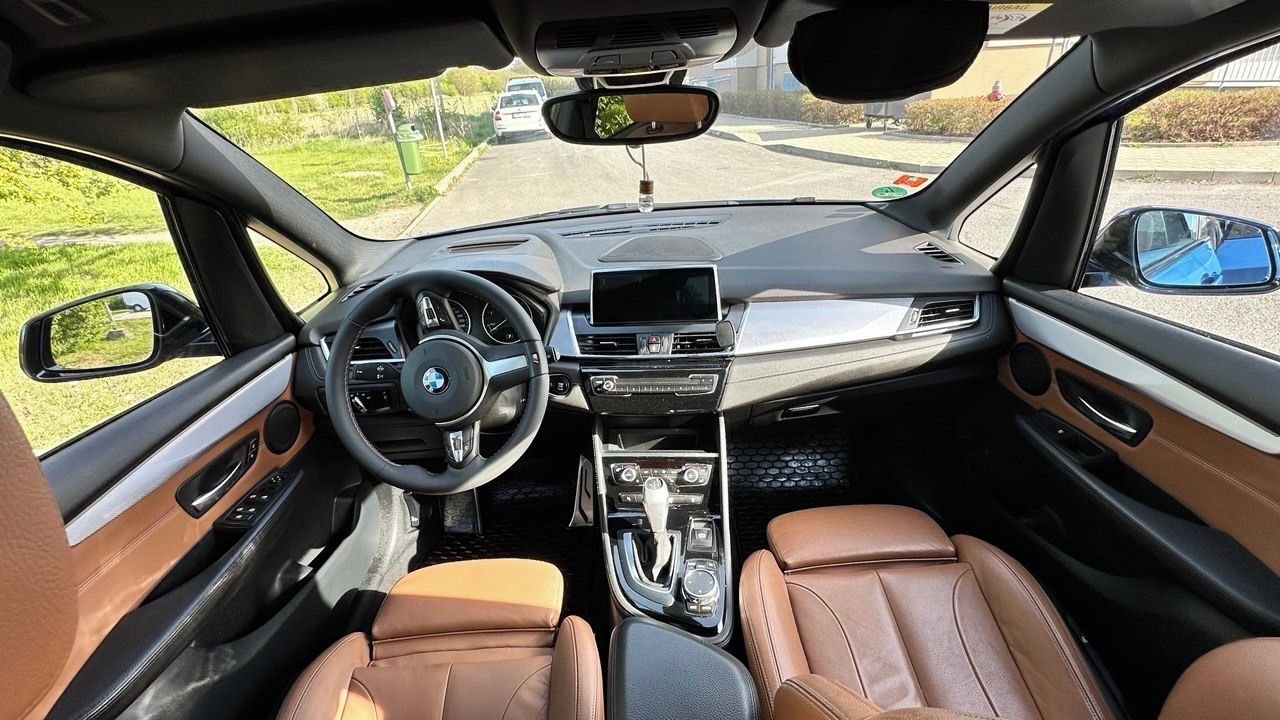 BMW Řada 2, BMW 216d GRAN T/M-Sport/7 míst - fotka 5