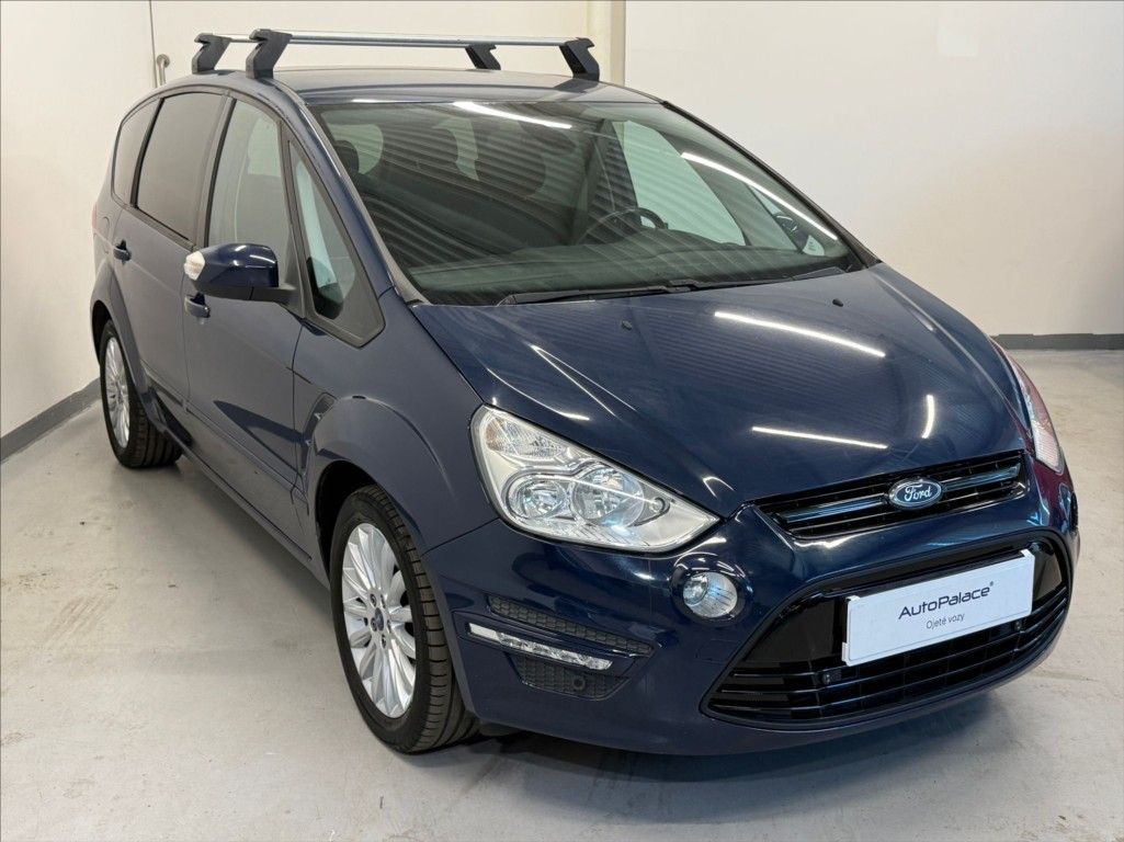 Ford S-MAX, 1,6 EcoBoost 118kw TITANIUM - fotka 3
