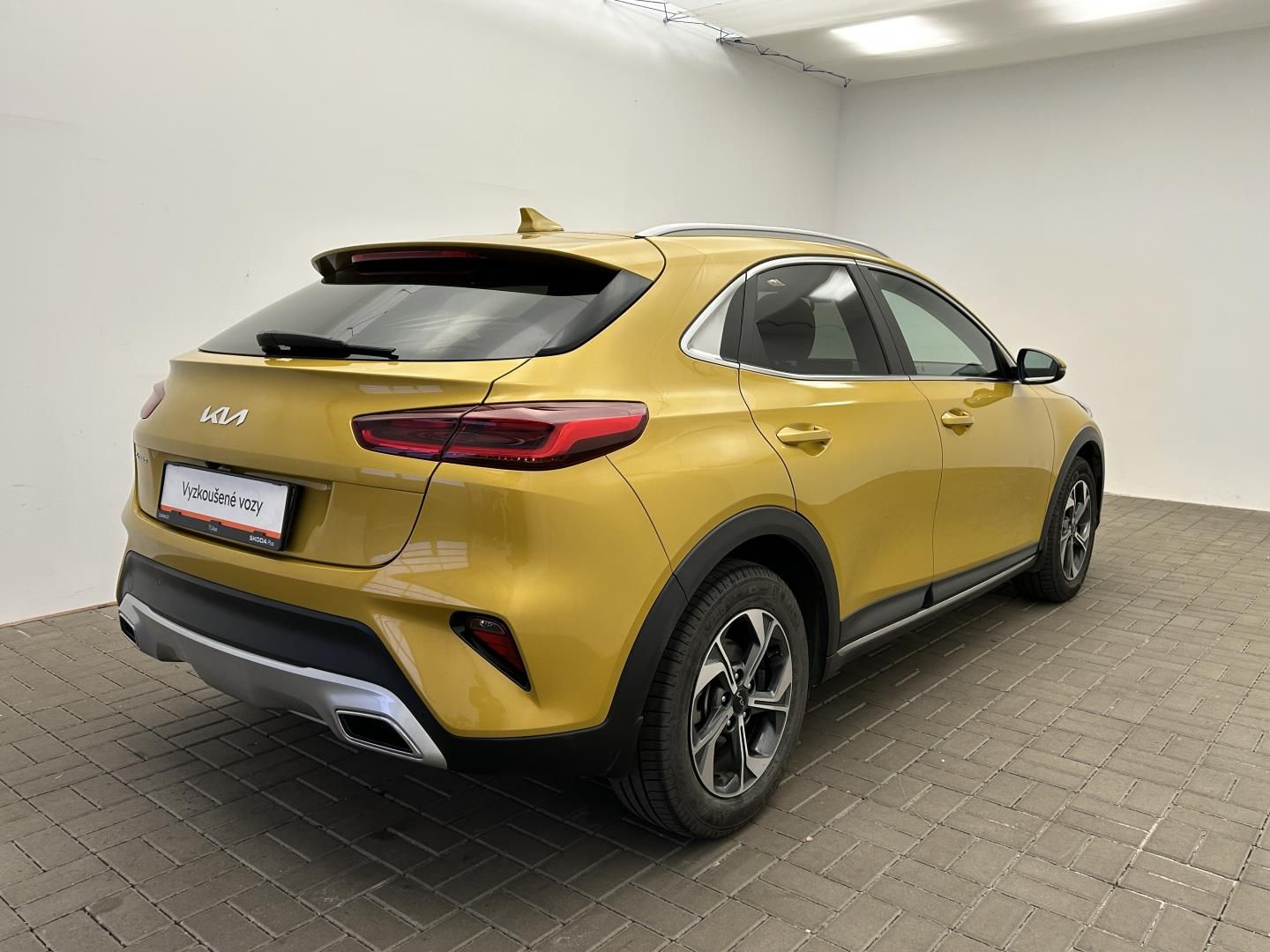 Kia XCee´d, 1.5T-GDi GPF 118kW EXCLUSIVE ( - fotka 2