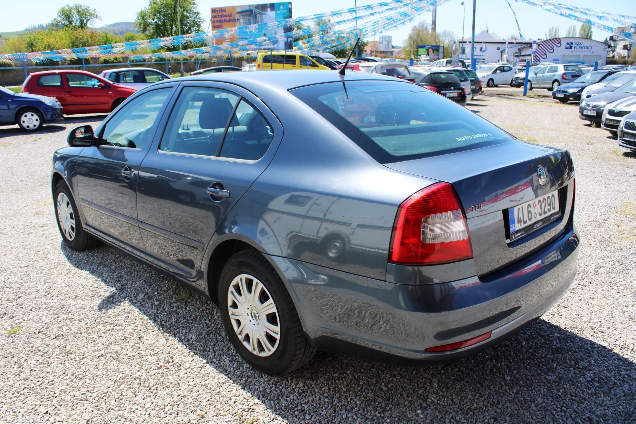 Škoda Octavia, 1,6TDI KLIMA TEMPOMAT ALUKOLA - fotka 5
