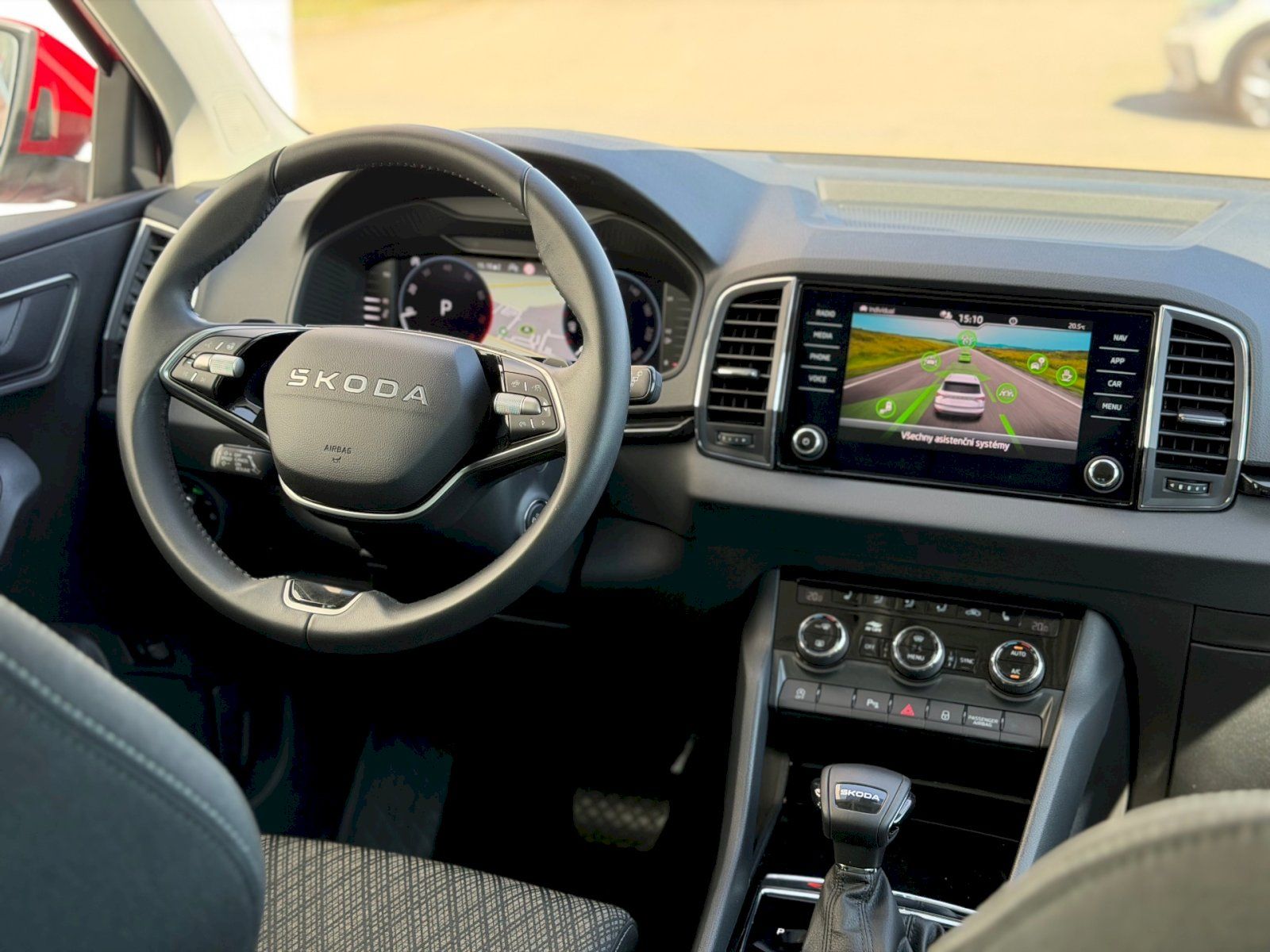 Škoda Karoq, 1.5 TSI 110kW DSG Top Selectio - fotka 5