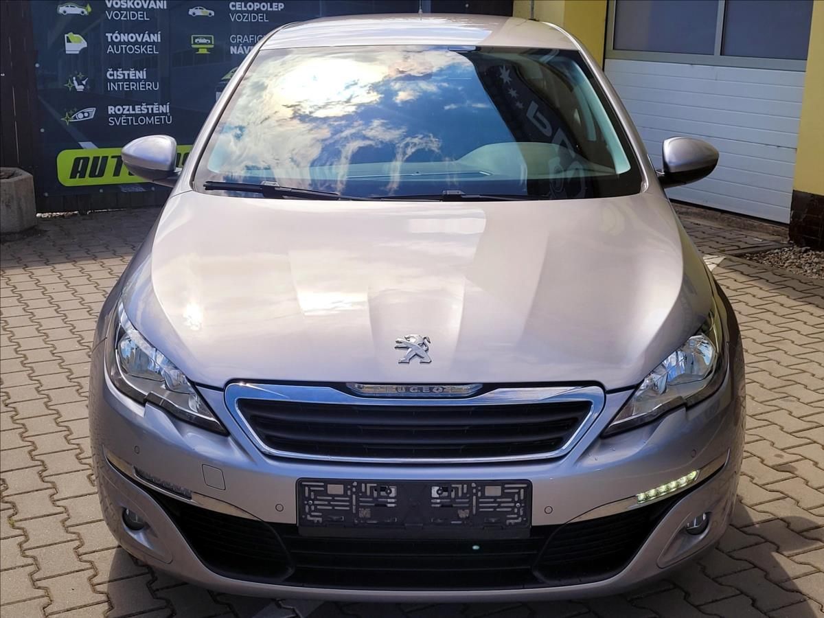 Peugeot 308, 1,2 96kW,CZ,1maj,SERV.KNIHA - fotka 2
