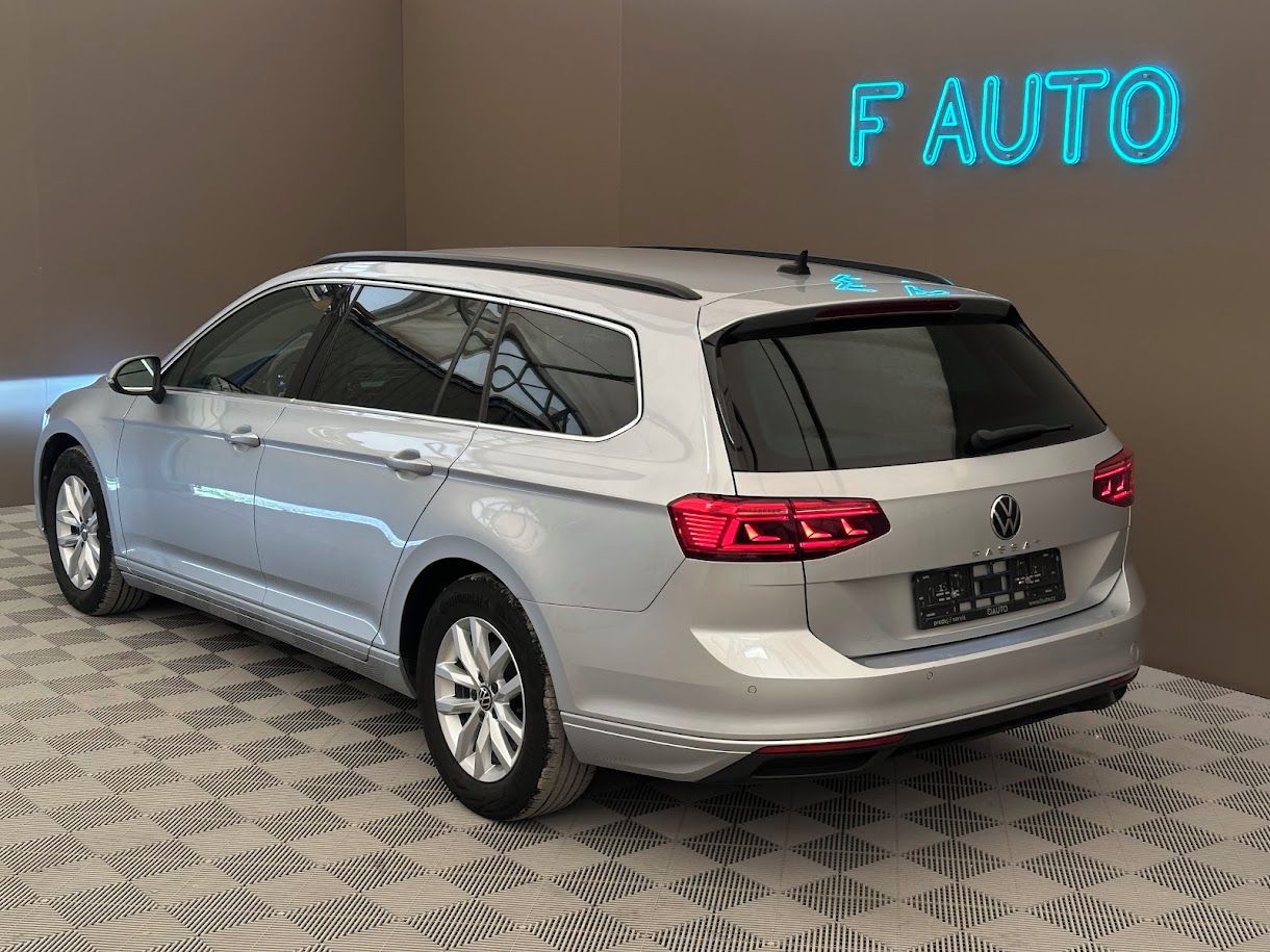 Volkswagen Passat Variant, 2.0 TDi Style Business DSG - fotka 4