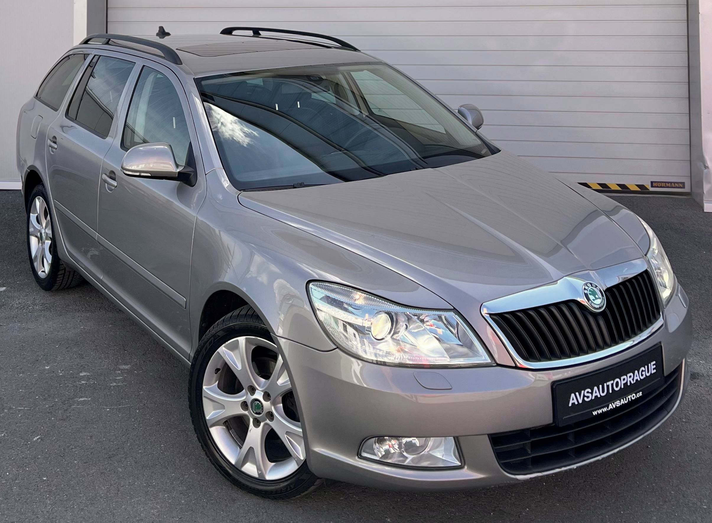Škoda Octavia, COMBI  DSG 103 KW  ELEGANCE