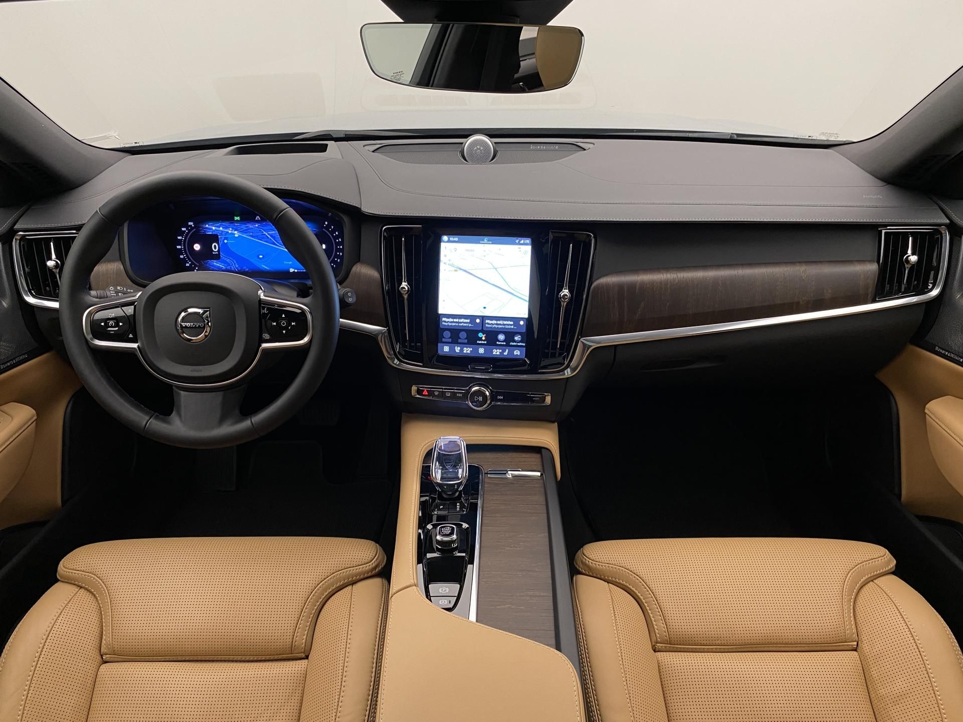 Volvo V90, CC B5 AWD ULTIMATE AUT - fotka 2