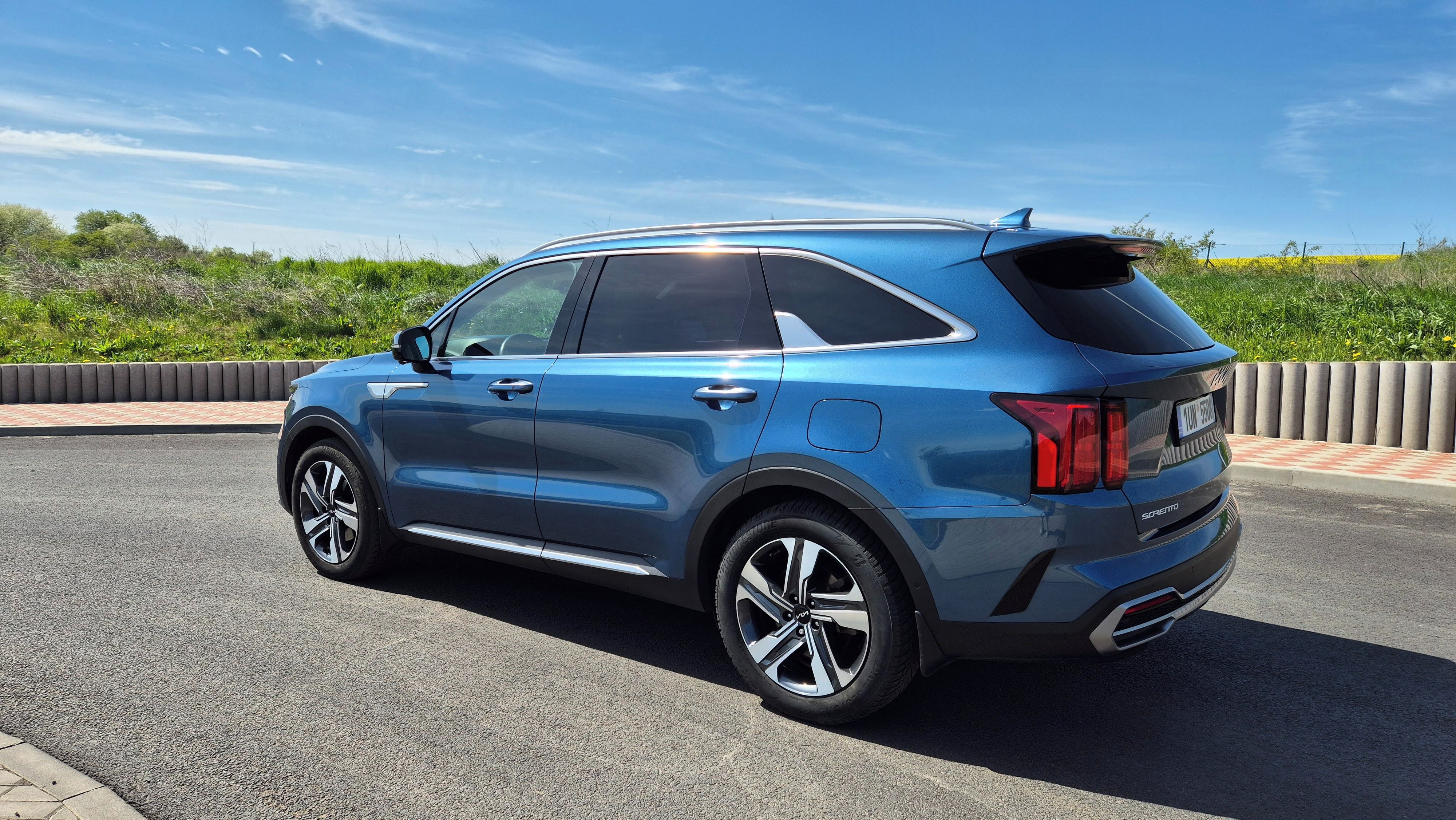 Kia Sorento, 1,6 HEV AWD, záruka, DPH - fotka 5