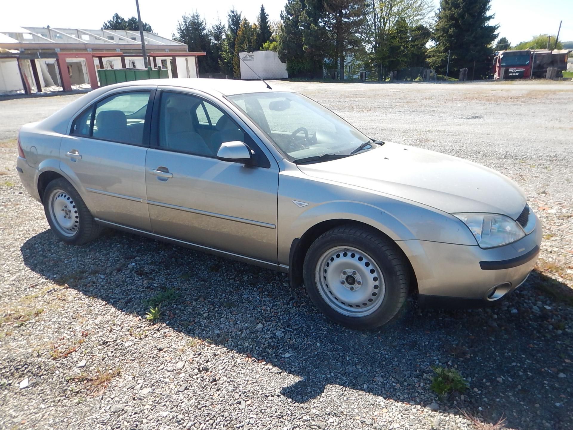 Ford Mondeo, 2.0 i 107 KW - fotka 3