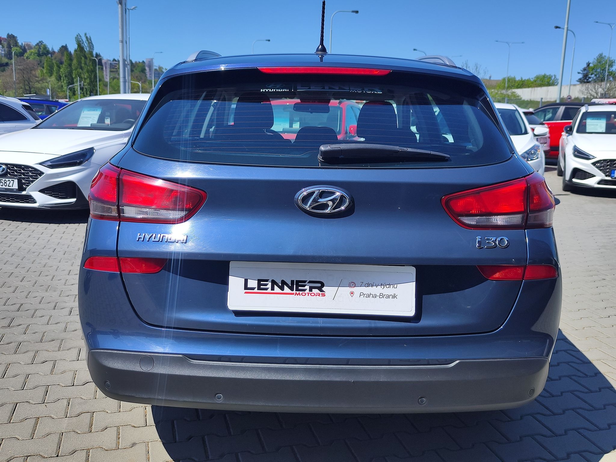 Hyundai i30, 1.0 T-GDi/88kW Komfort - fotka 6