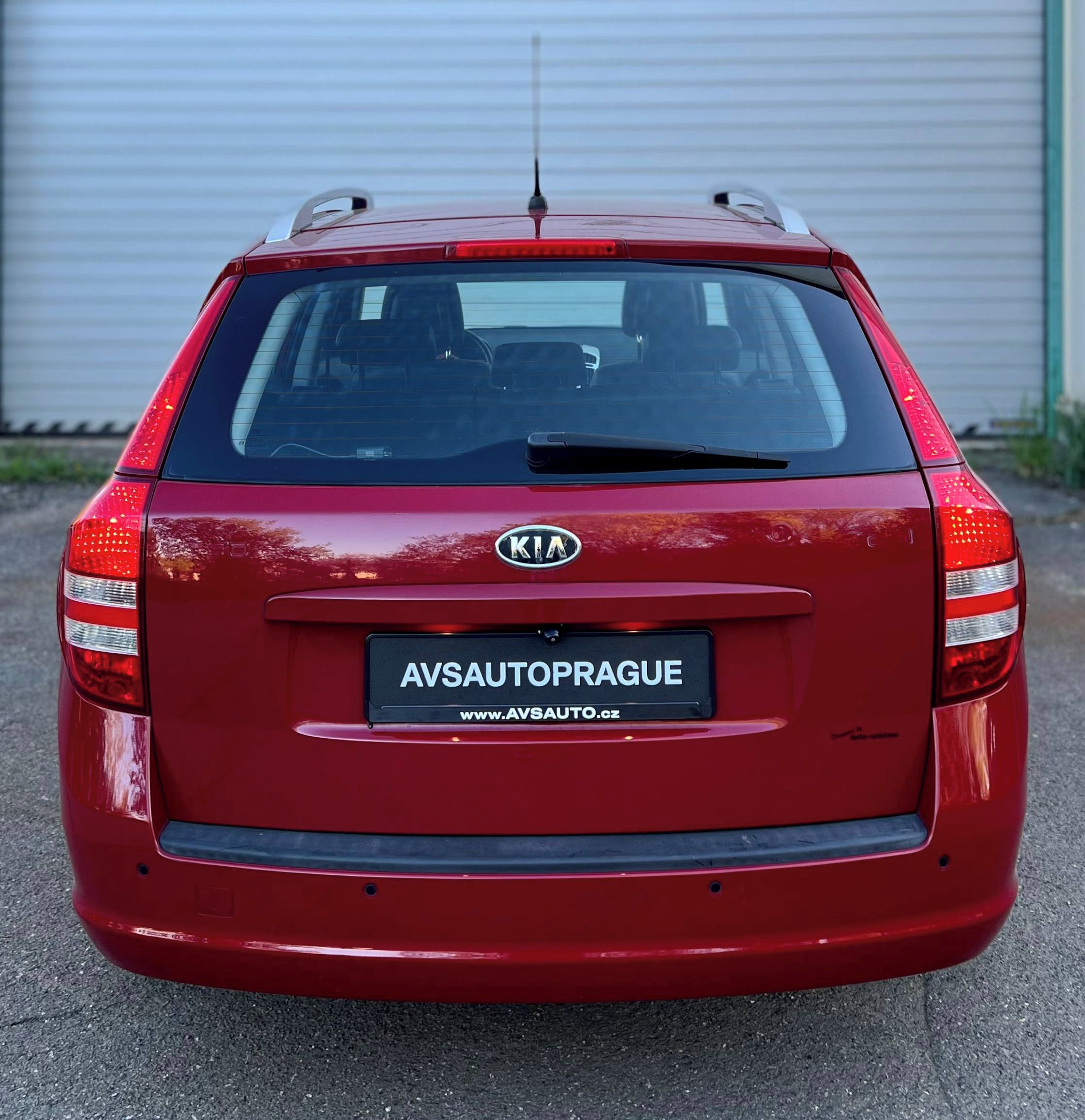 Kia Cee´d, KOMBI 1.6 CRDi (ED) KOMBI - fotka 5