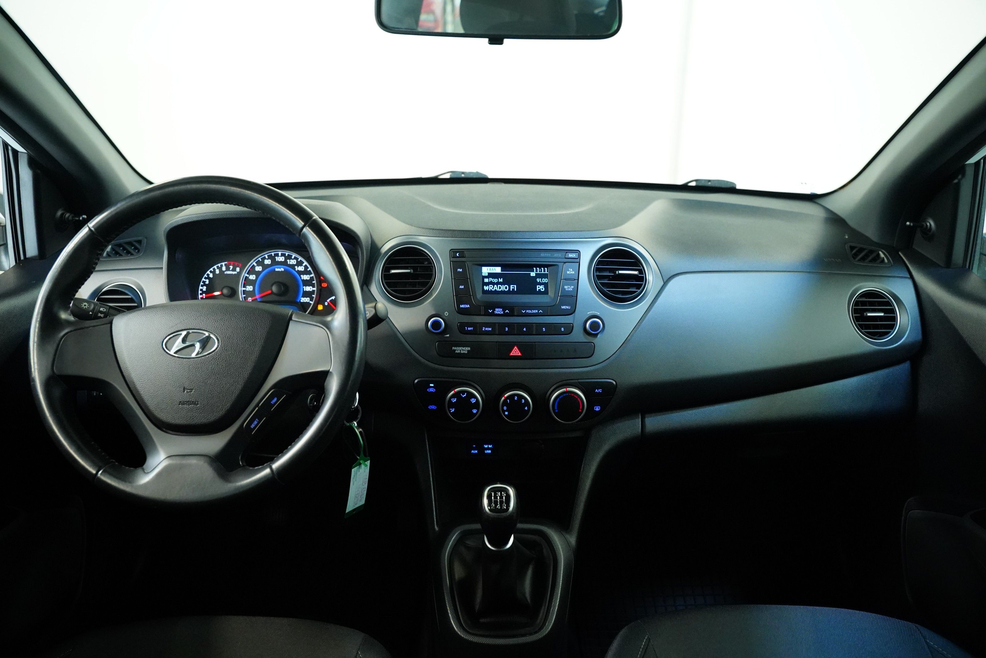 Hyundai i10, 1.0 49 kW - fotka 5