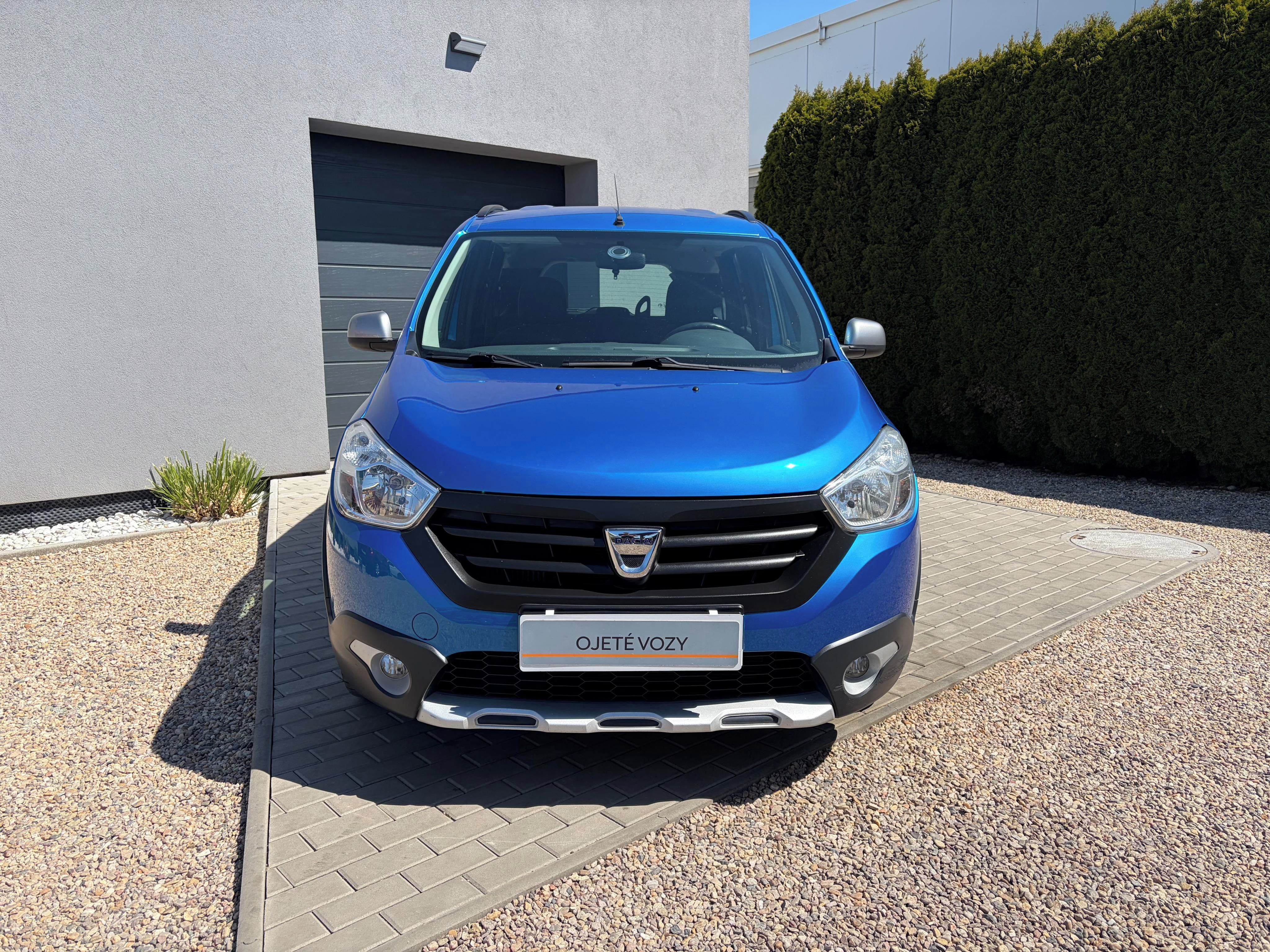 Dacia Lodgy, STEPWAY 1.2i 85KW, Po 1. Maj. - fotka 2