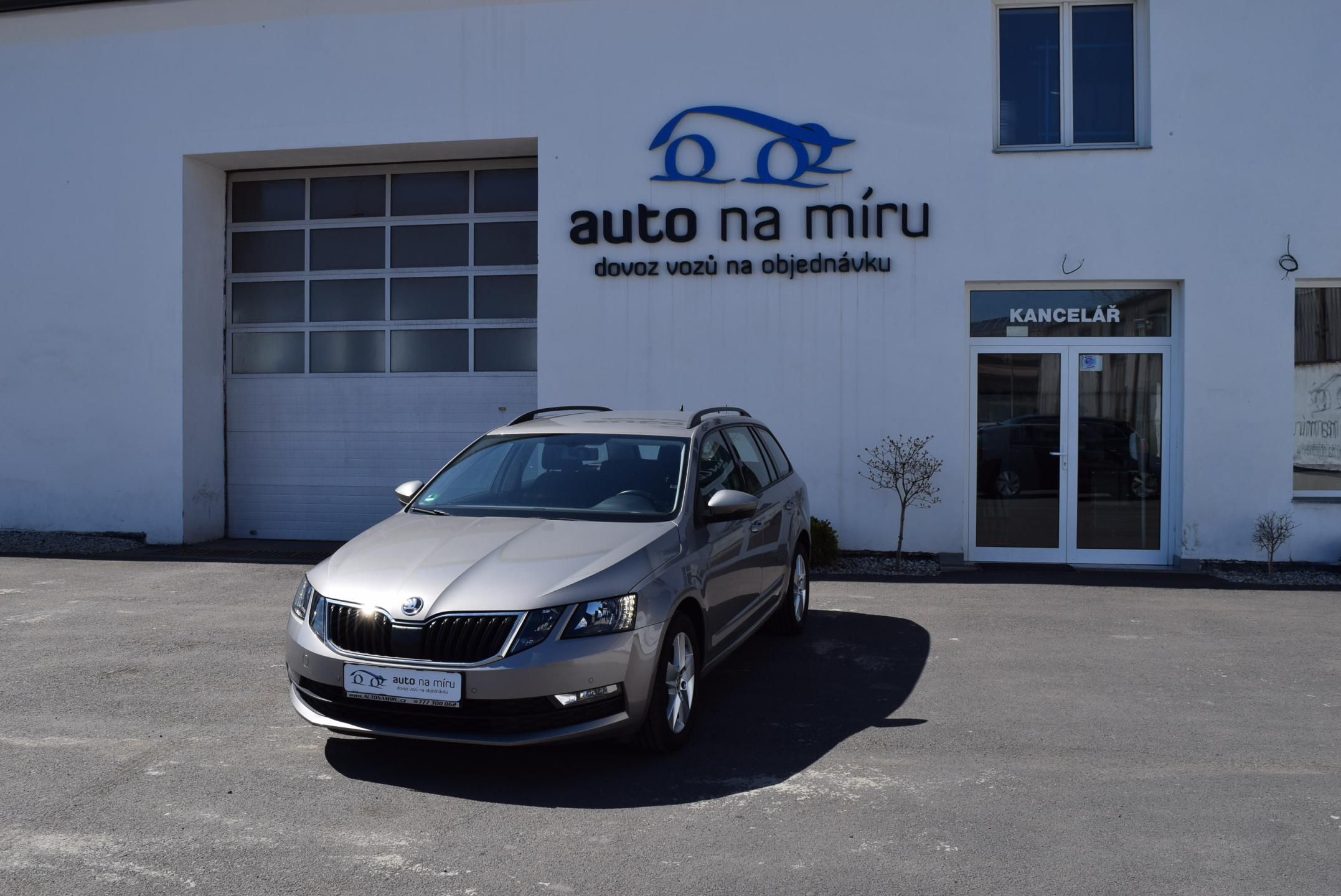 Škoda Octavia, 1.5TSI 110kw AMBI VÝHŘEV NAVI