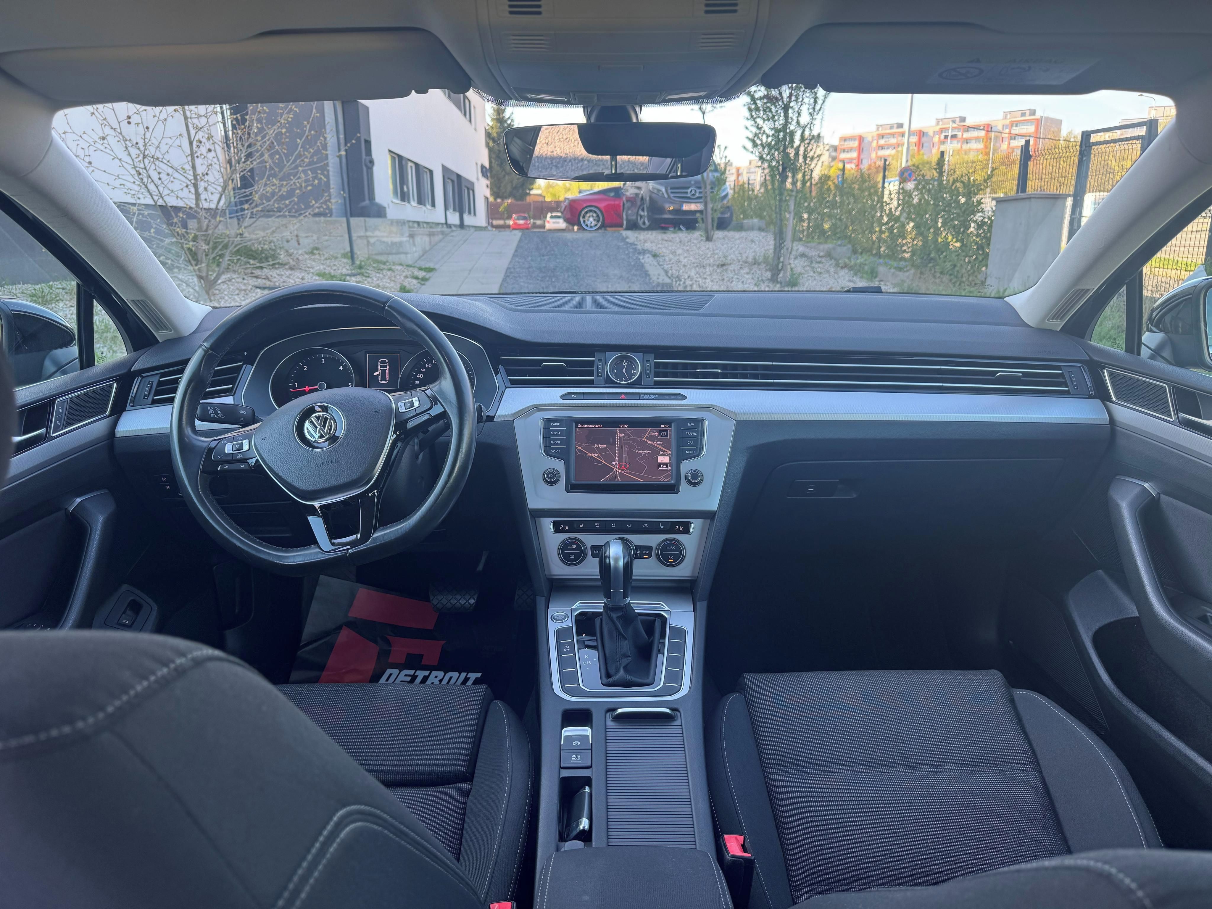 Volkswagen Passat, 2,0 Tdi  110kw, serviska - fotka 6