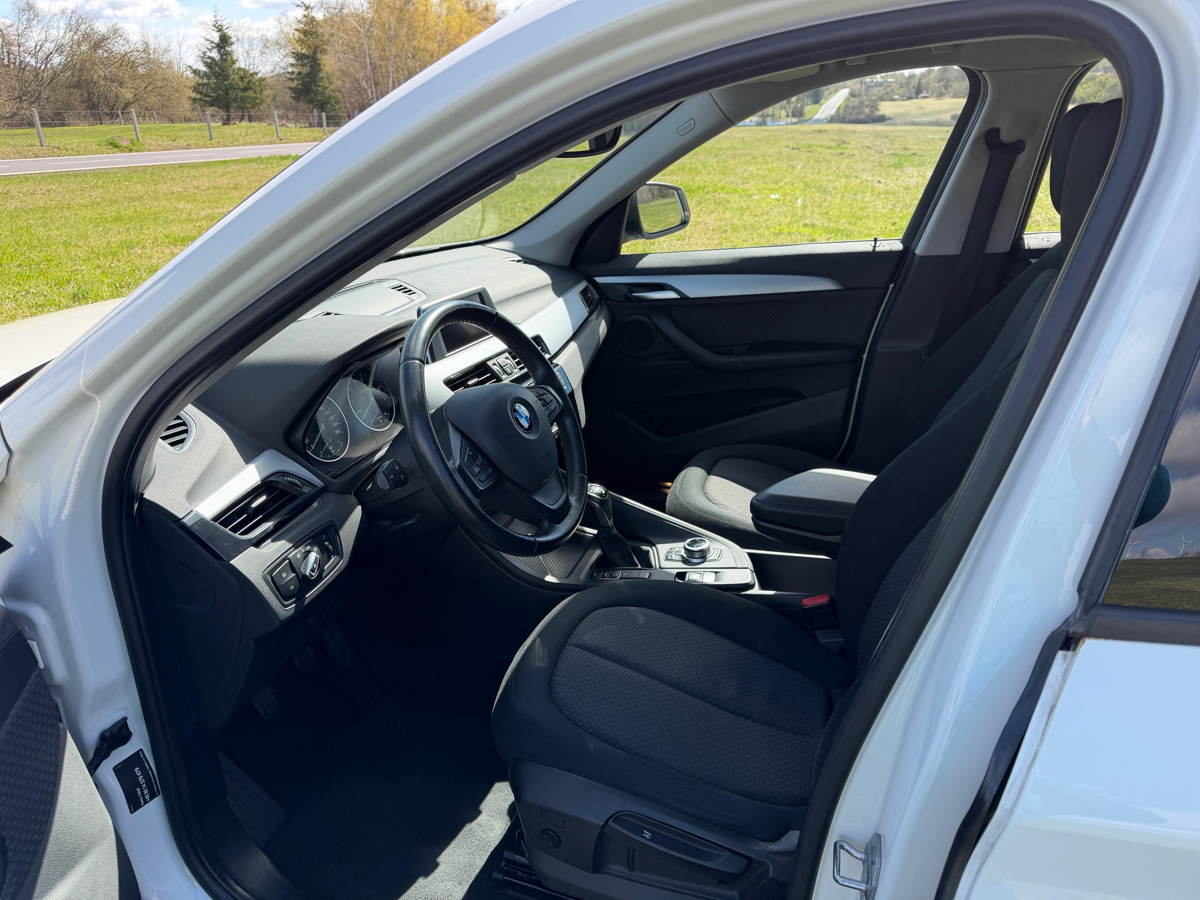 BMW X1, sDrive 18i - fotka 5