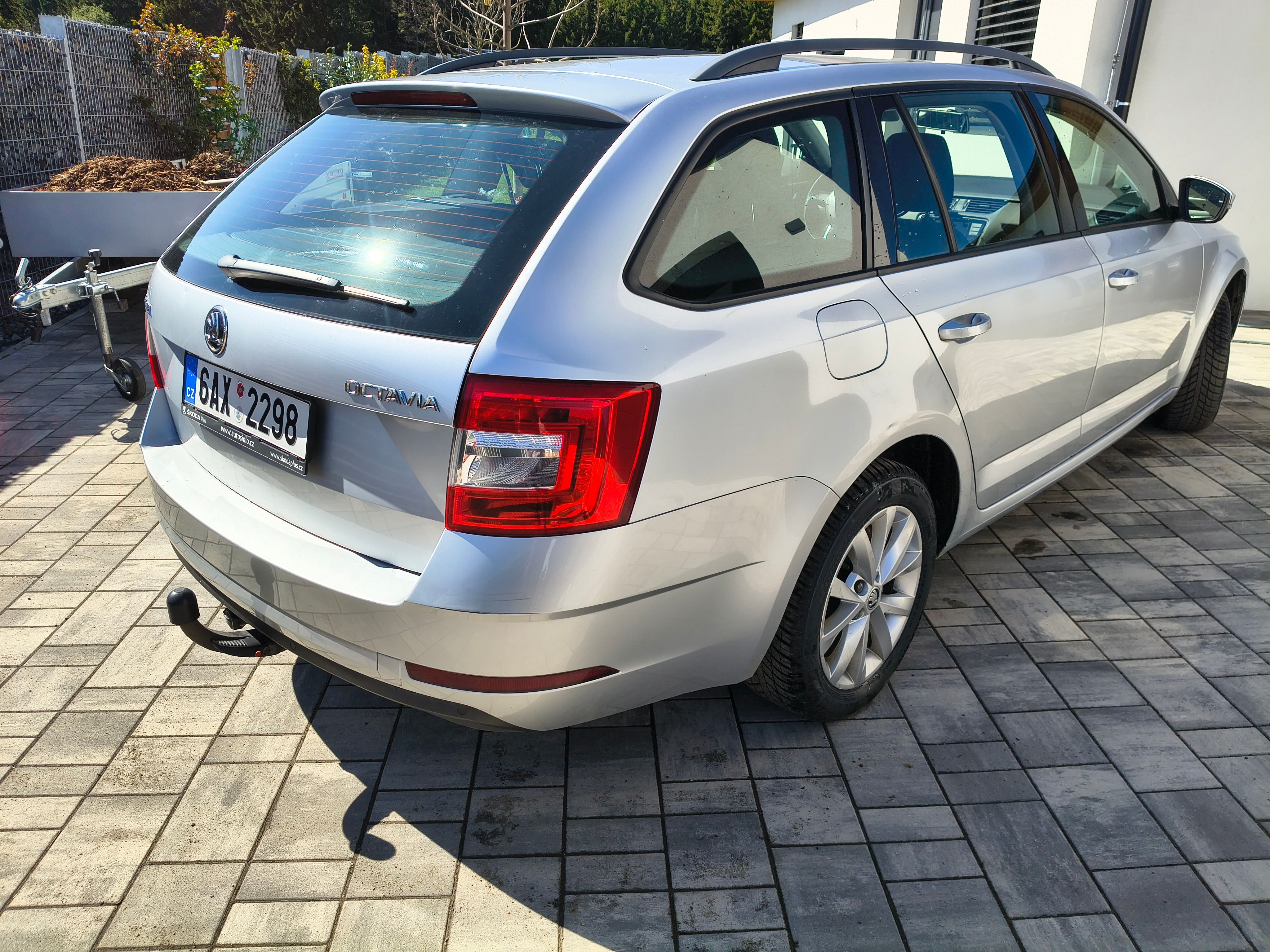 Škoda Octavia, Škoda Octavia 1.0 Kombi - fotka 5