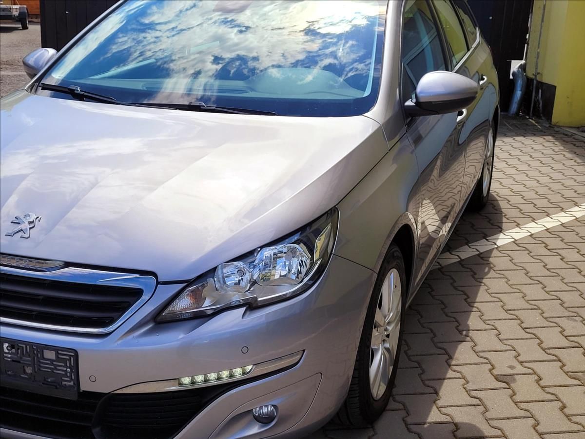 Peugeot 308, 1,2 96kW,CZ,1maj,SERV.KNIHA - fotka 3