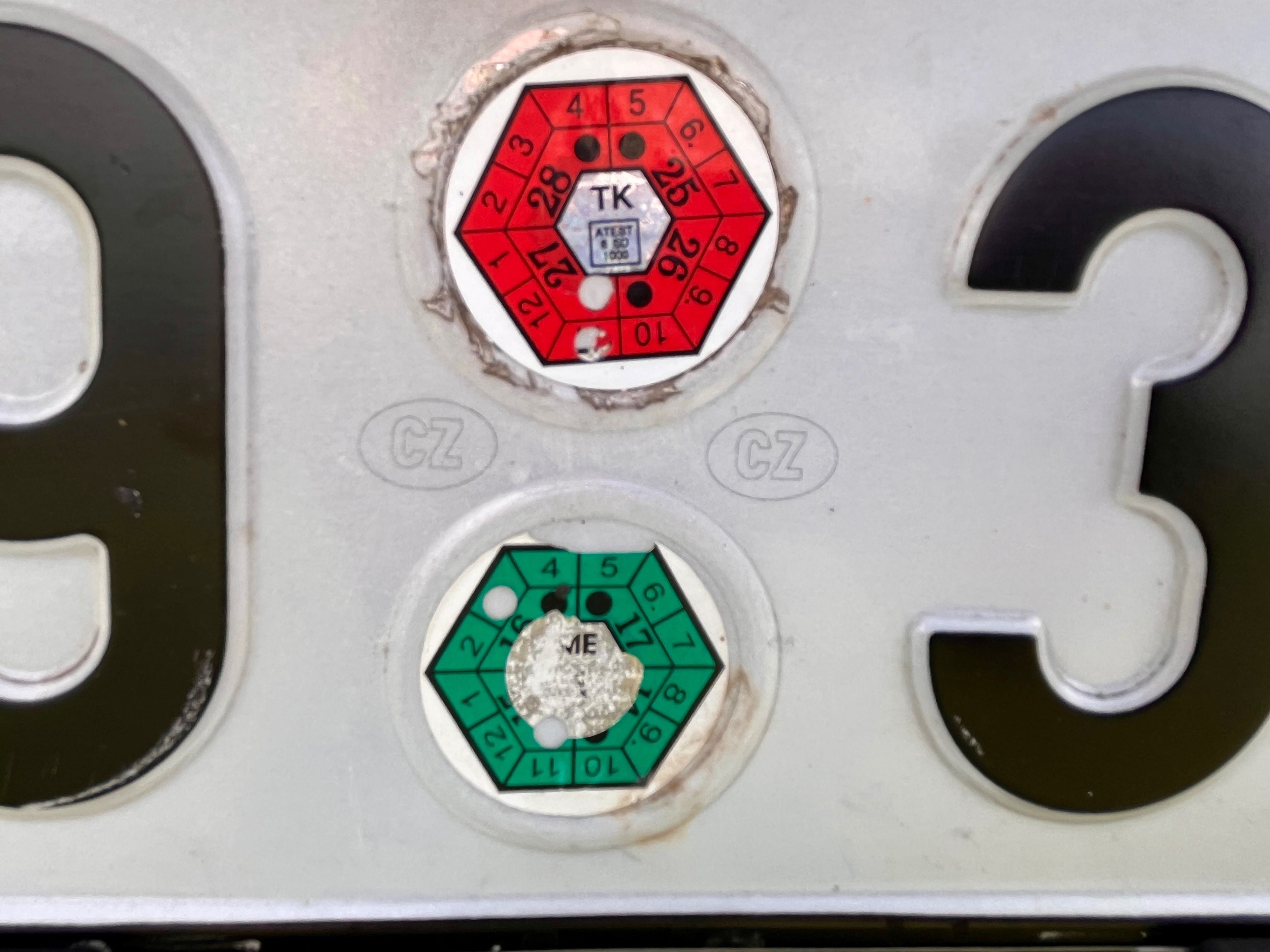 Toyota Auris, 1,8 hybrid, servisováno - fotka 6