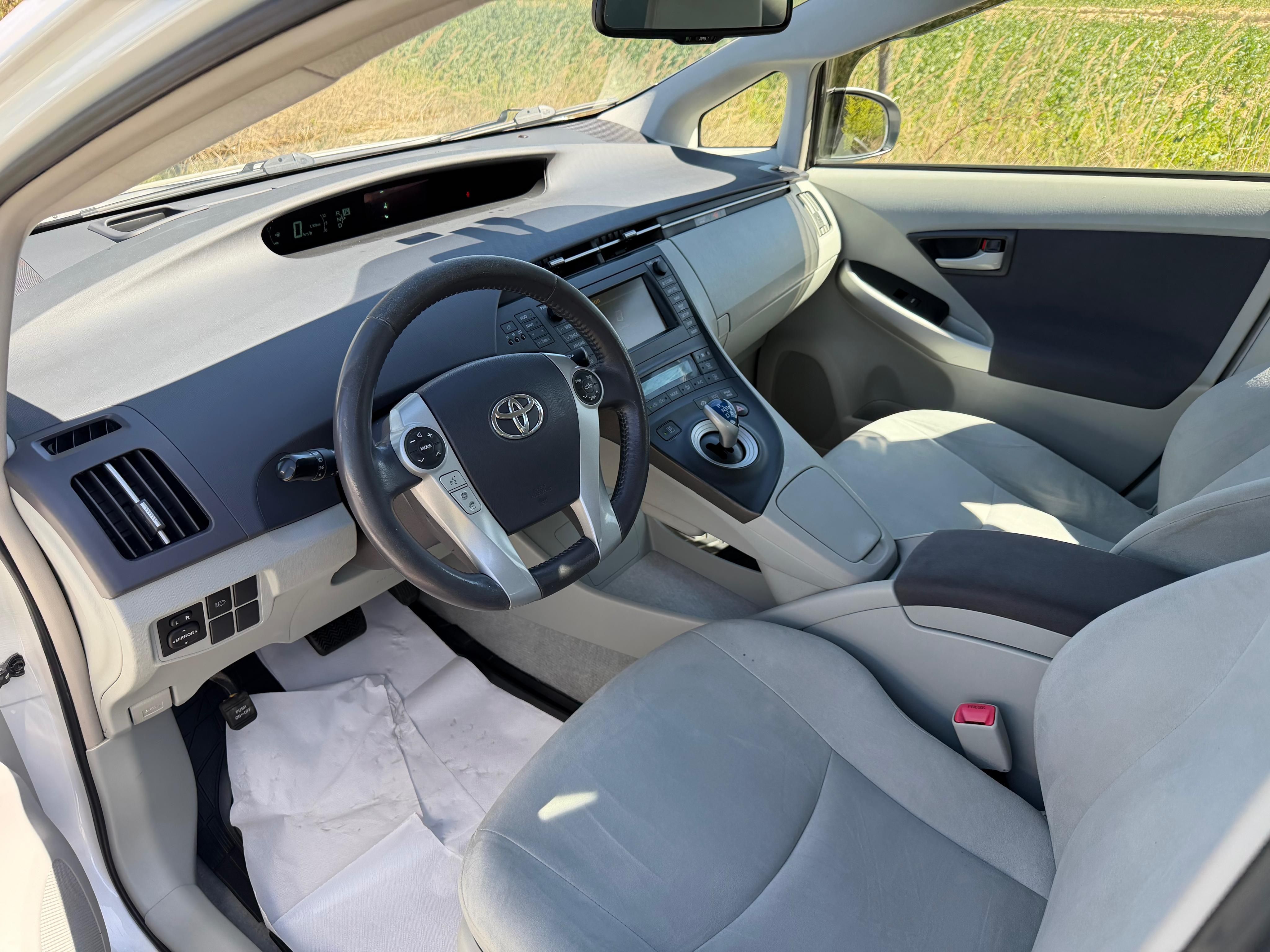 Toyota Prius, 1,8i/E 73kW HUP/KESSY/KAMERA - fotka 5