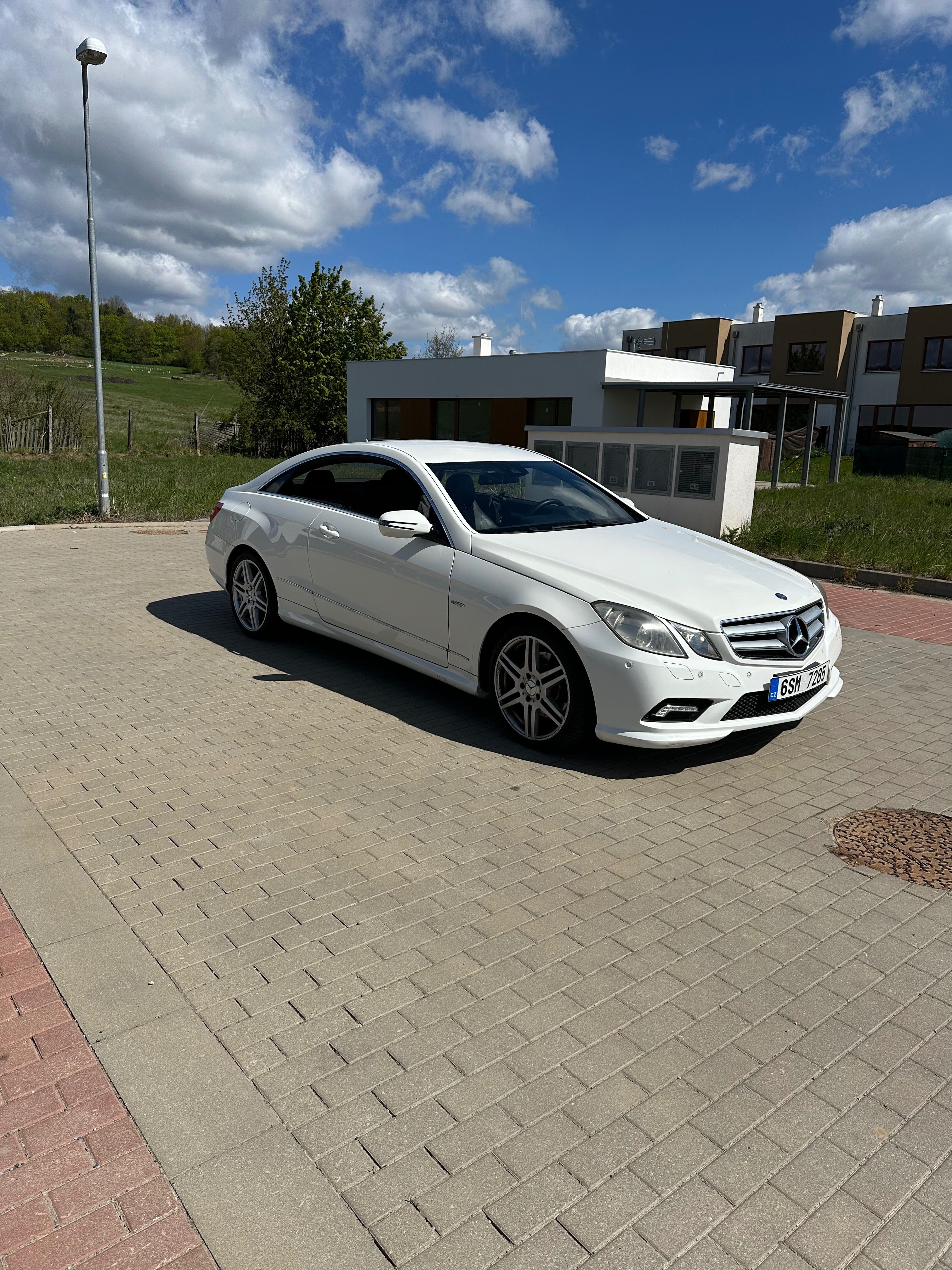 Mercedes-Benz Třídy E, 350cdi, AMG paket, 170kW - fotka 6