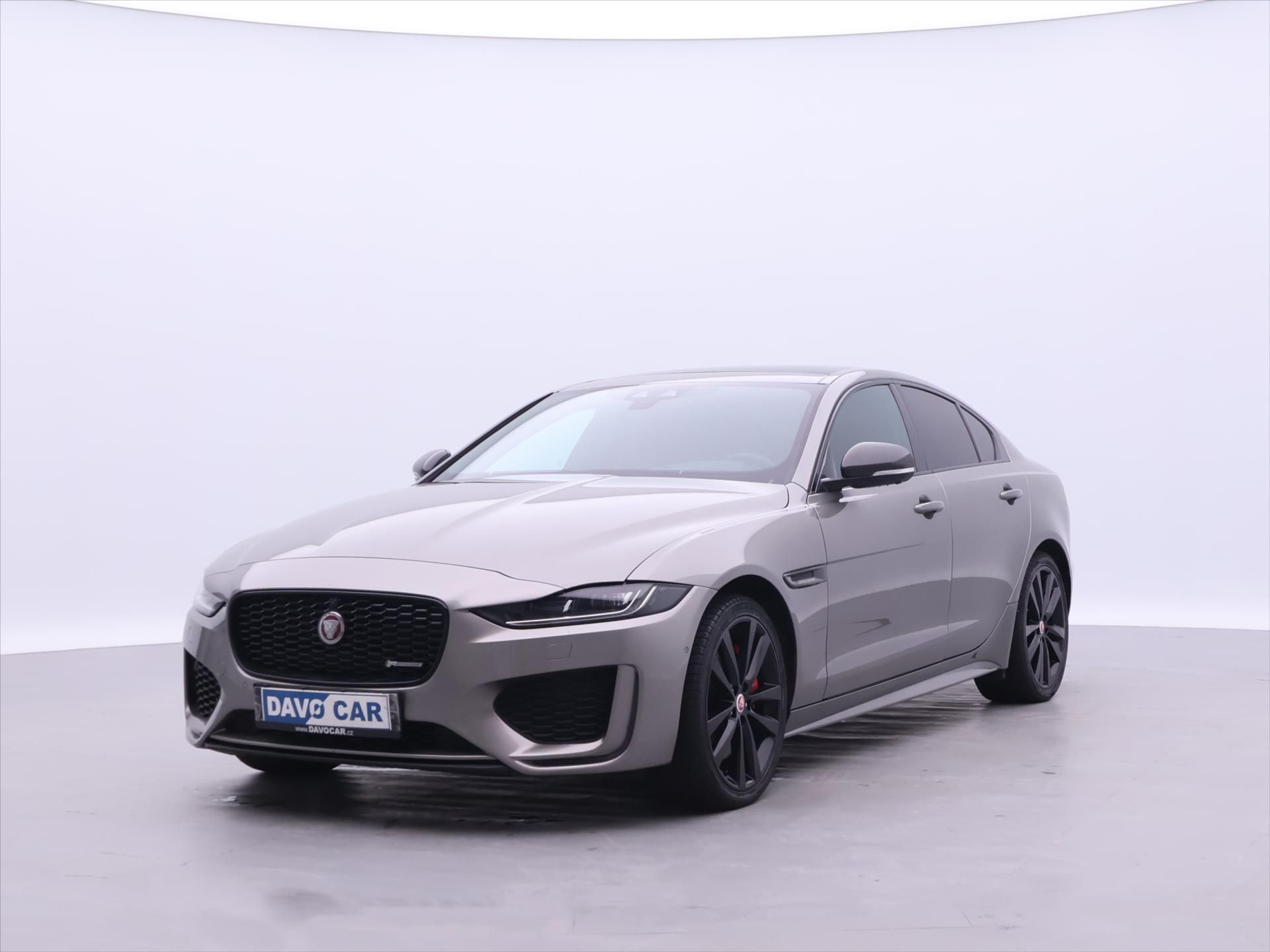 Jaguar XE, 2,0 P300 221kW R-Dynamic DPH - fotka 3