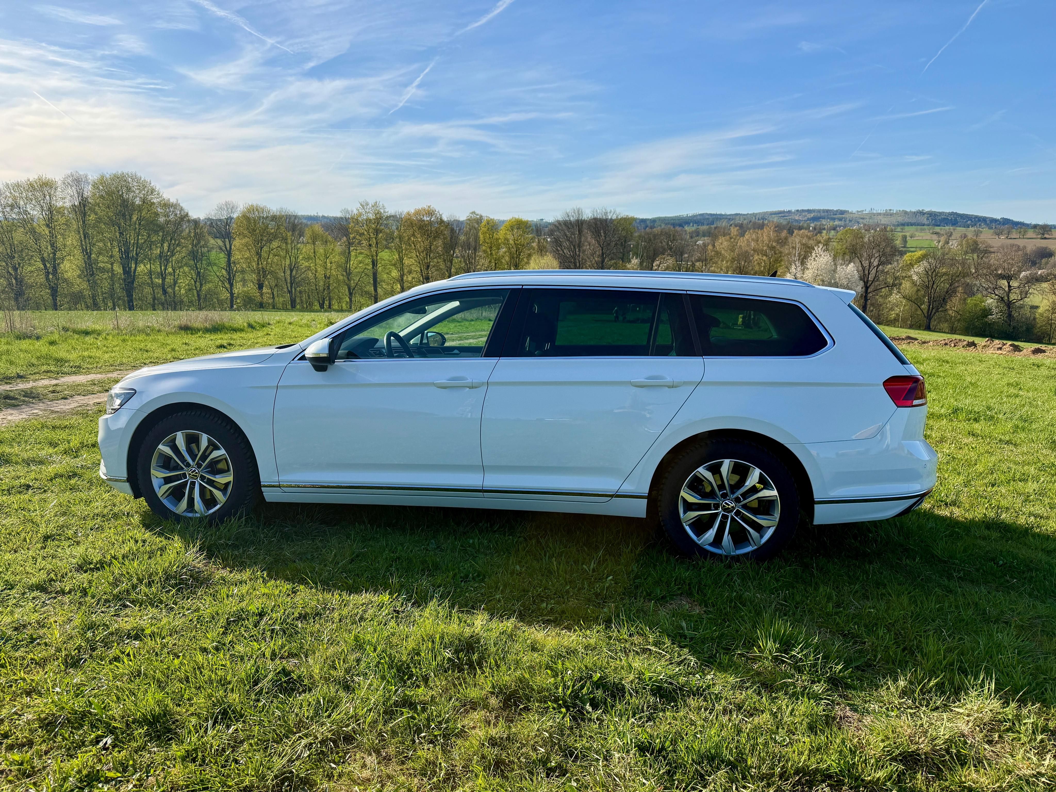 Volkswagen Passat, 1,5 TSI, 110kW - TOP STAV - fotka 2