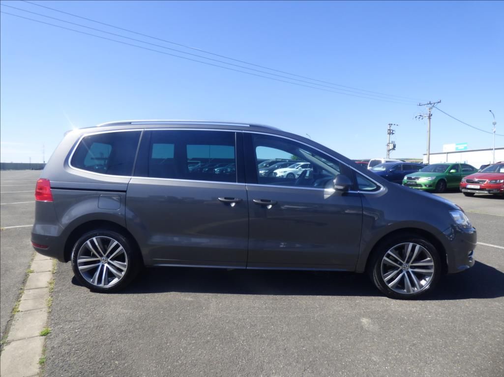 Volkswagen Sharan, 2,0 TDI,Digi Klima,Navigace  H - fotka 4
