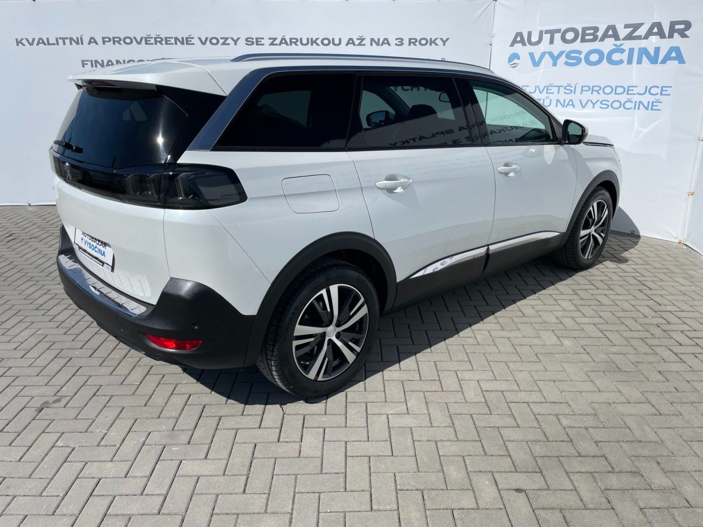 Peugeot 5008, 1.5HDi Allure! EAT8! ČR+1.maj! - fotka 4
