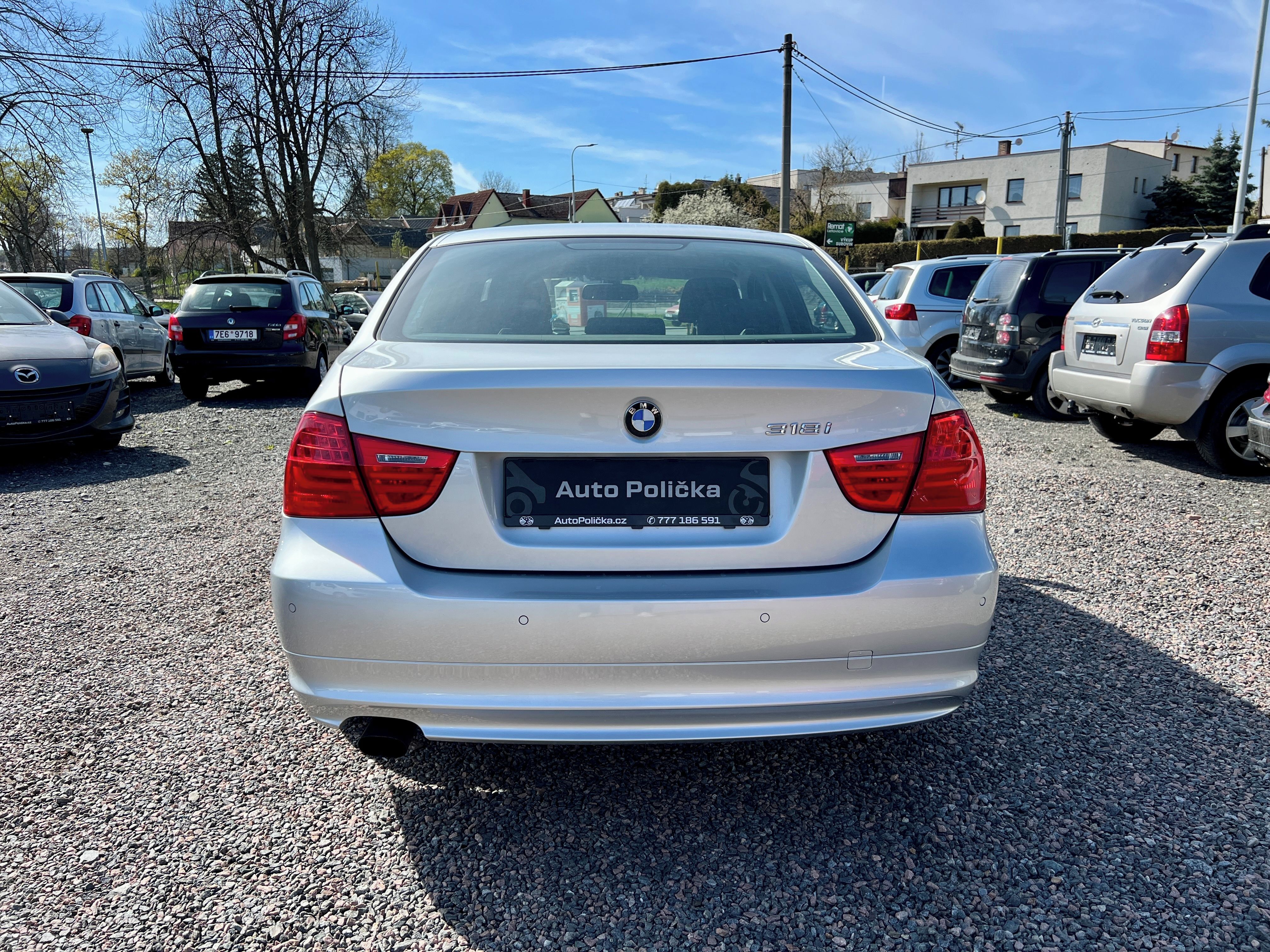 BMW Řada 3, 318i 105 kW Servis,Stav - fotka 6