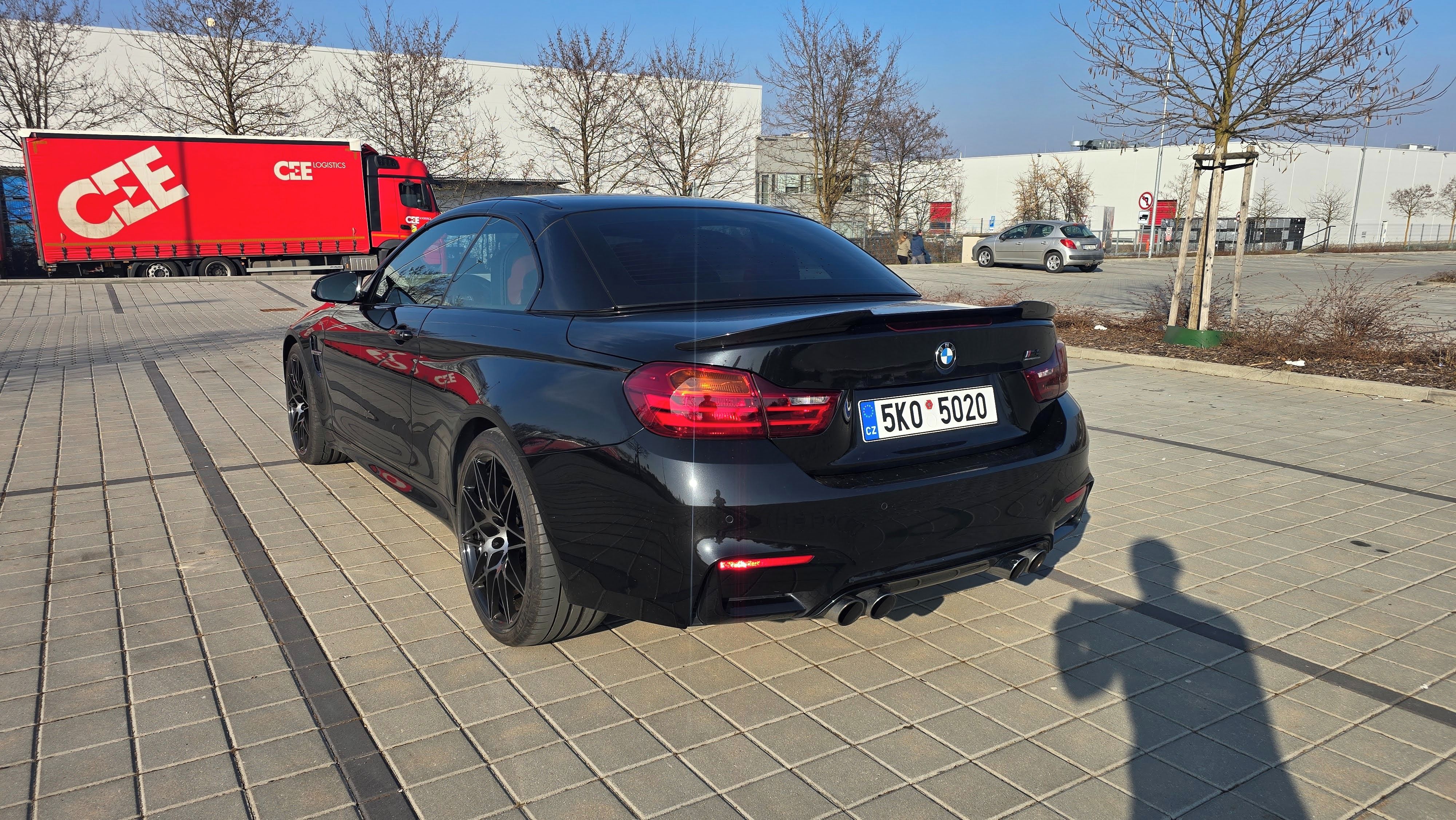BMW M4 - fotka 4