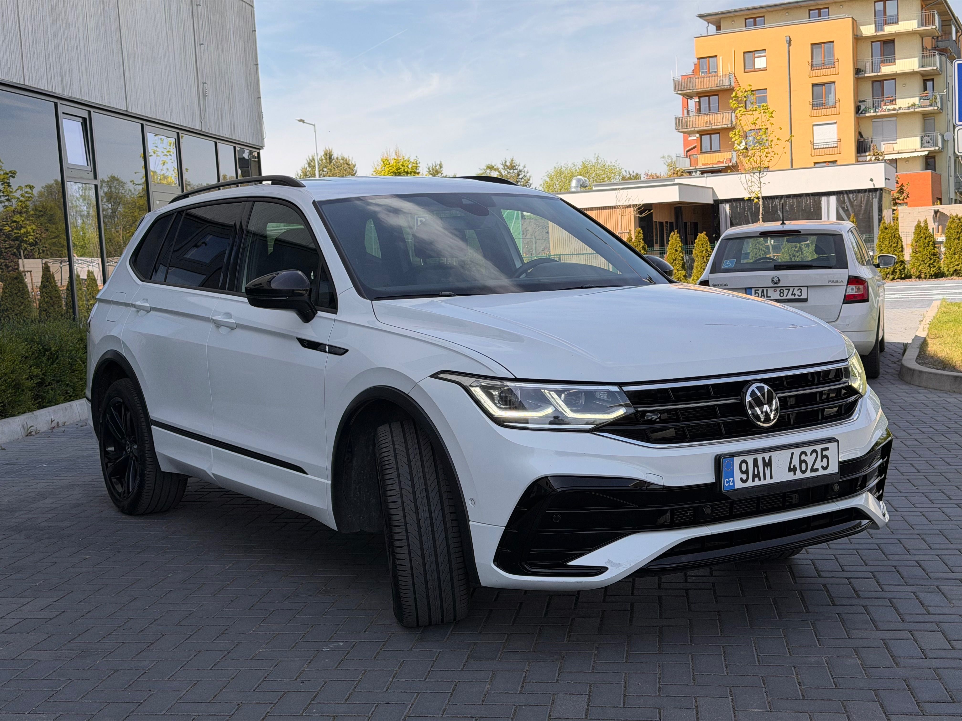 Volkswagen Tiguan Allspace, 2.0 TDi 147 kw/Rline/4x4/tažné - fotka 6