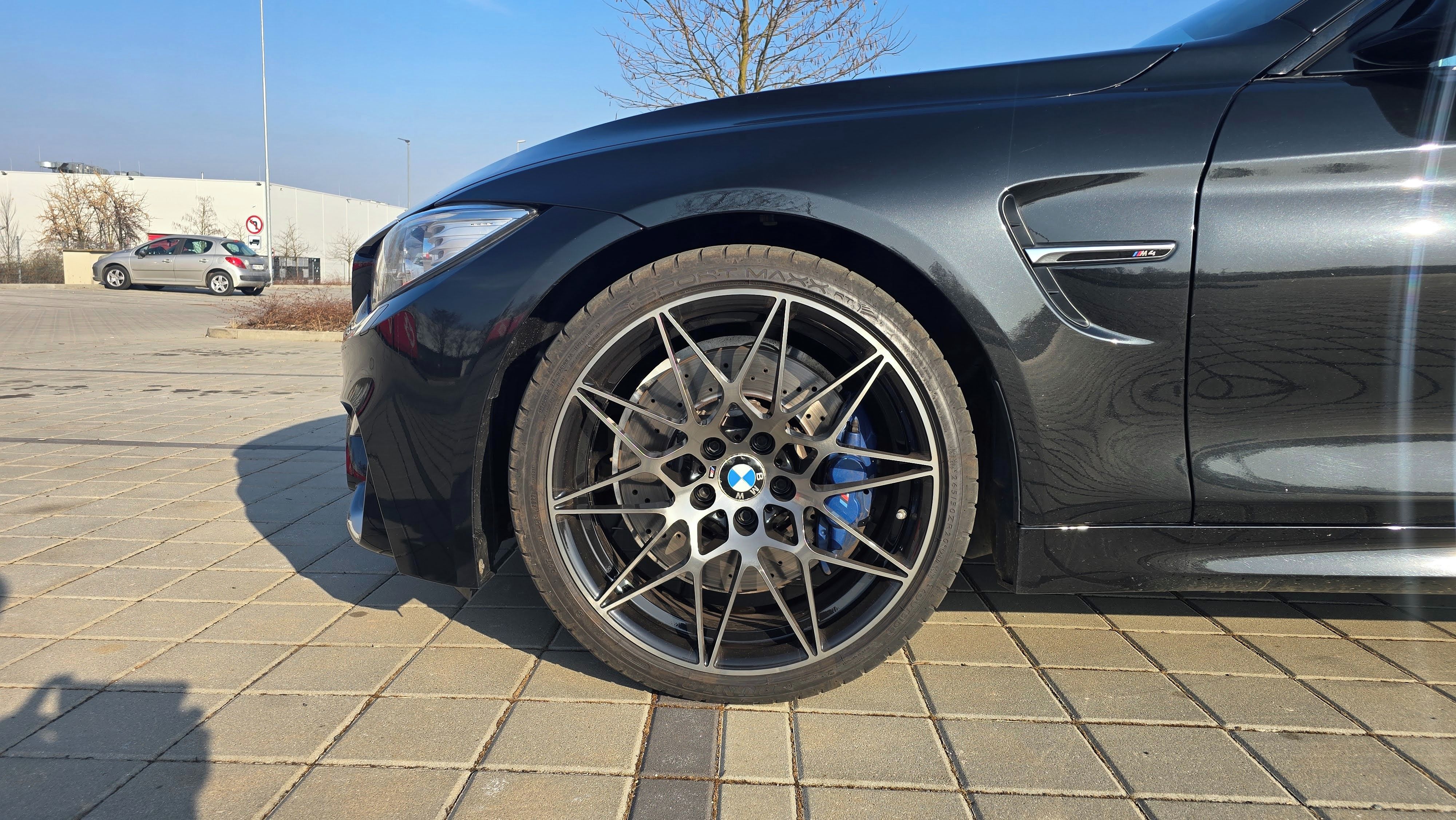 BMW M4 - fotka 6