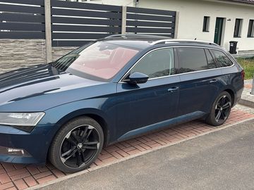 Škoda Superb 11/2017 StylePlus