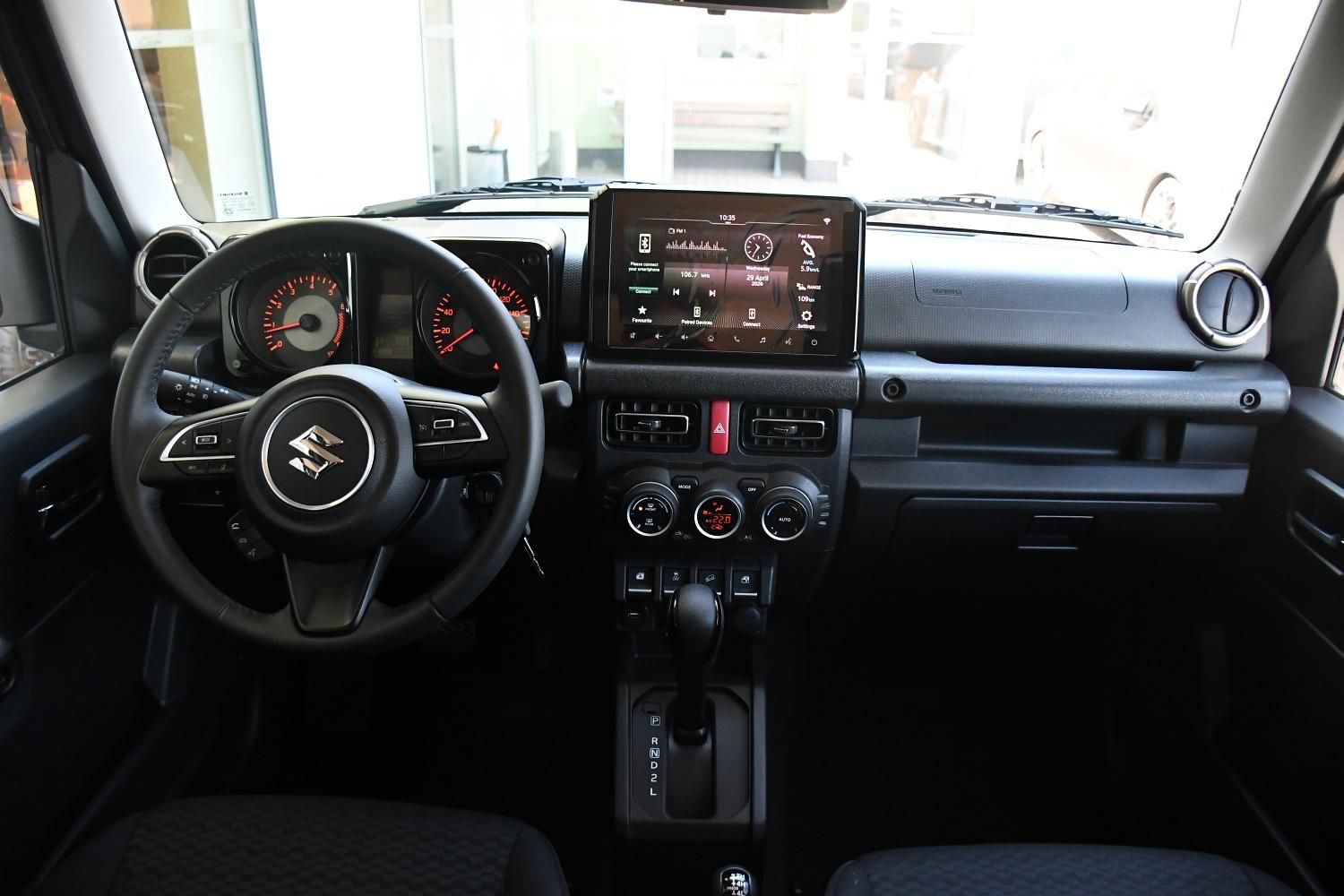 Suzuki Jimny, 1,5 GLX AUTOMAT, 4X4 LONG - fotka 5