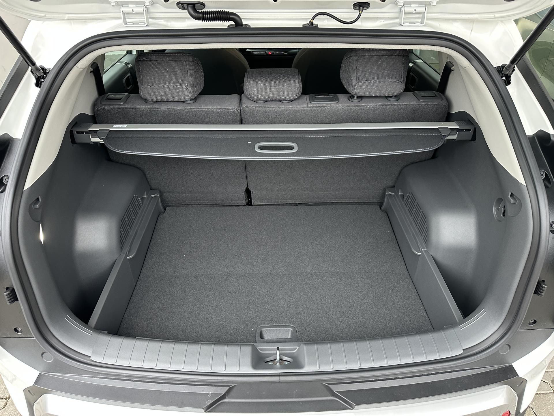 Kia EV3, SV1 4x2 AIR 150 KW + 58,3 KWH - fotka 6