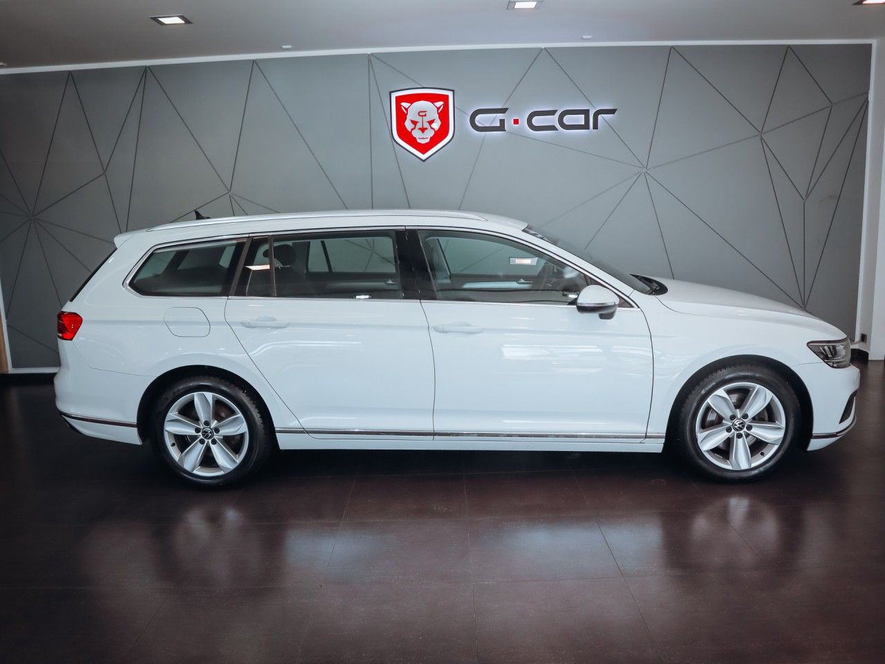 Volkswagen Passat, 1.5 TSI 110 kW DSG Elegance - fotka 4