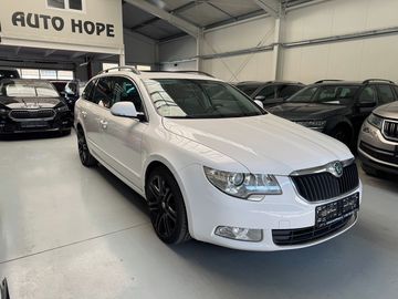 combi 2.0 TDI DSG Elegance