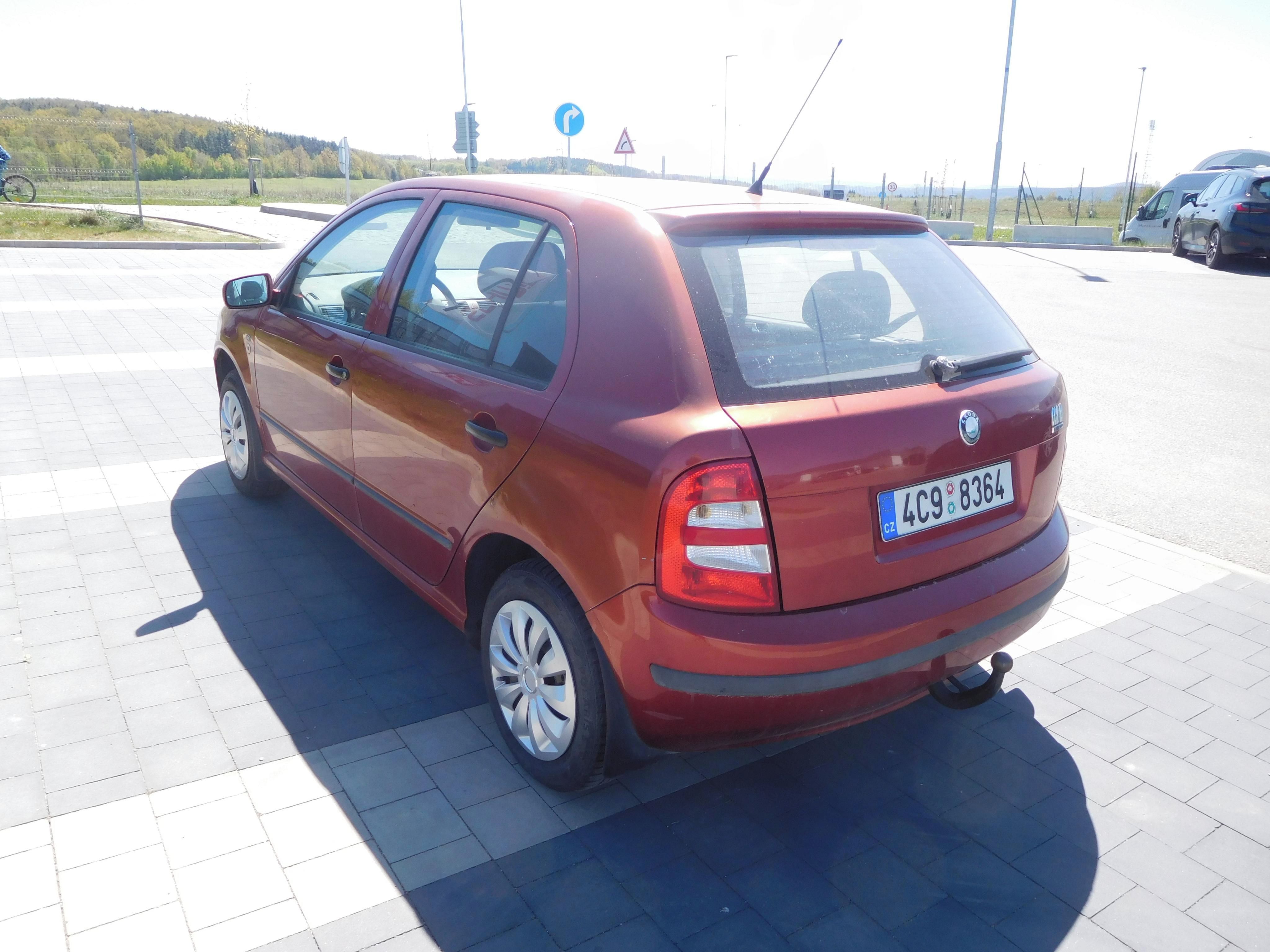 Škoda Fabia, 1.4 MPi Comfort, 44 kW, ČR - fotka 4