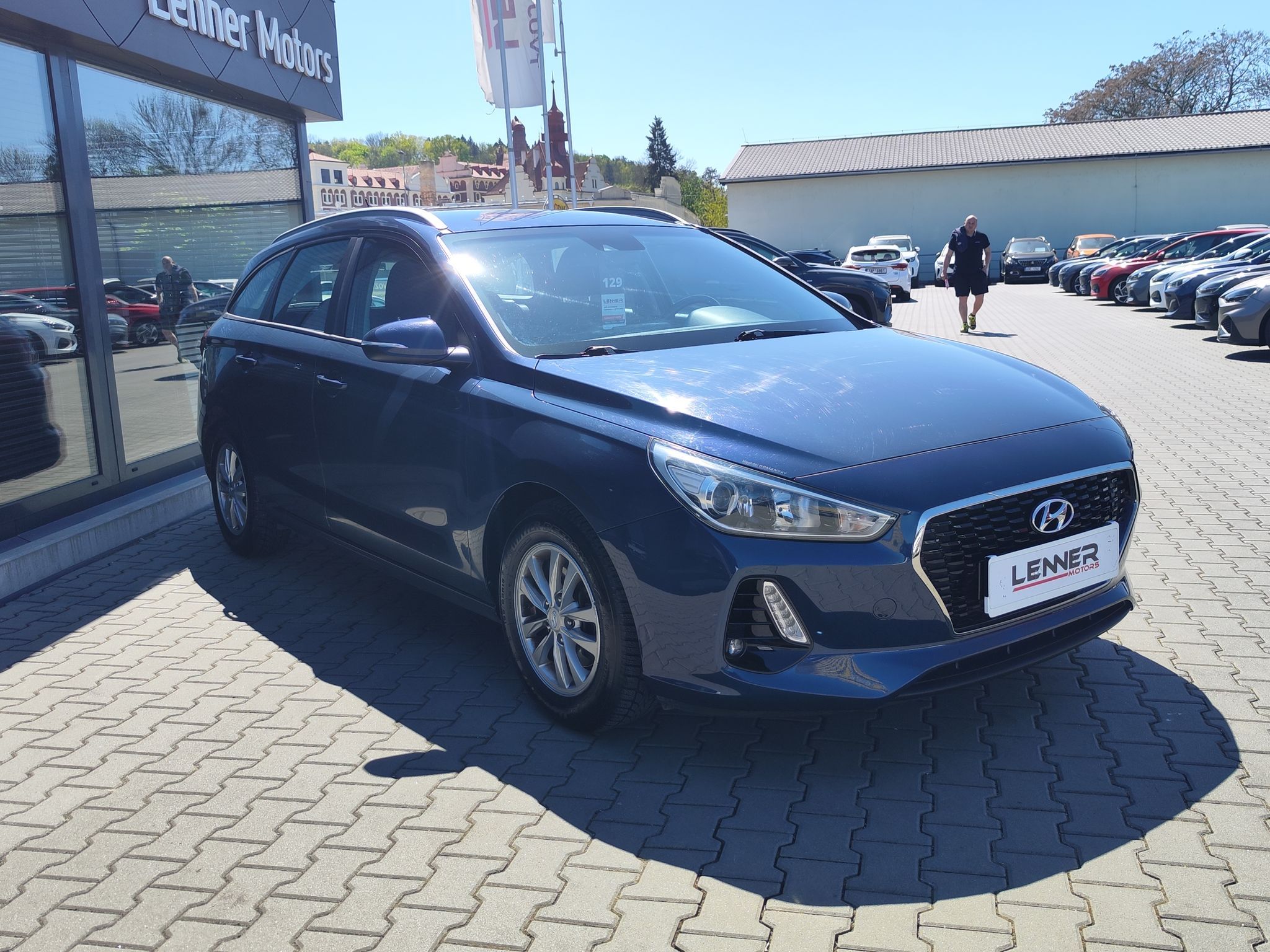 Hyundai i30, 1.0 T-GDi/88kW Komfort - fotka 3